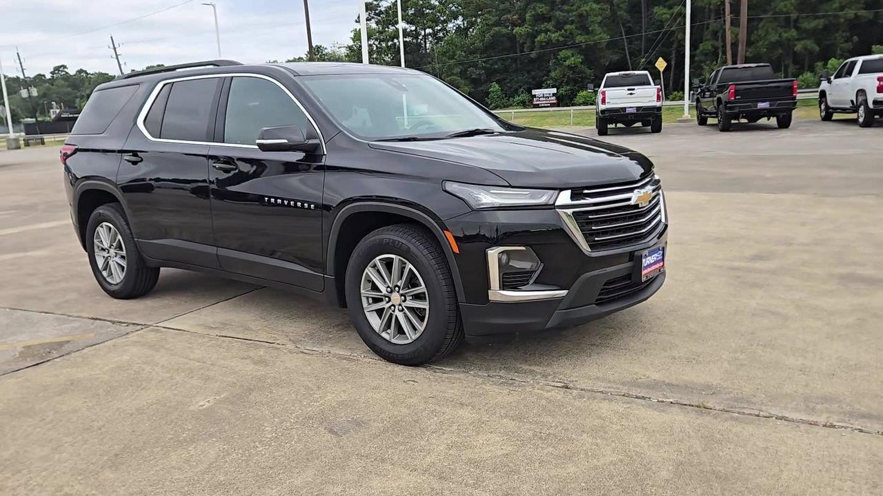 2023 Chevrolet Traverse LT Cloth - 1
