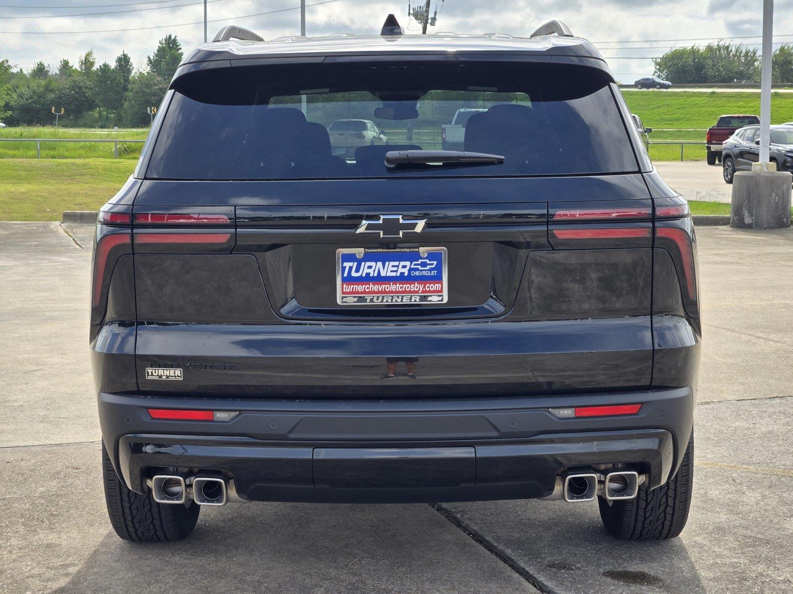 2026 Chevrolet Traverse FWD LT at Turner Chevrolet