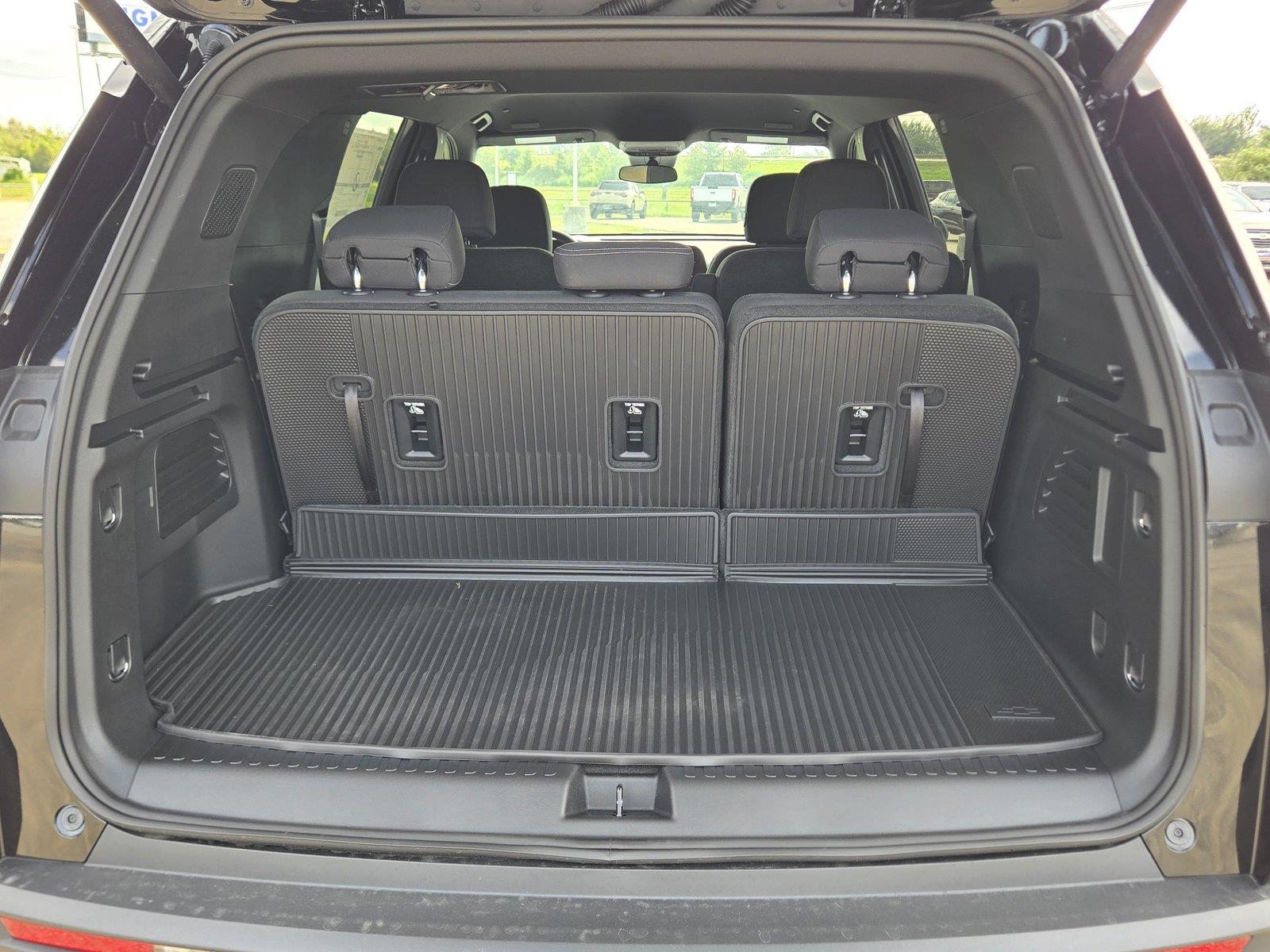 2026 Chevrolet Traverse FWD LT at Turner Chevrolet