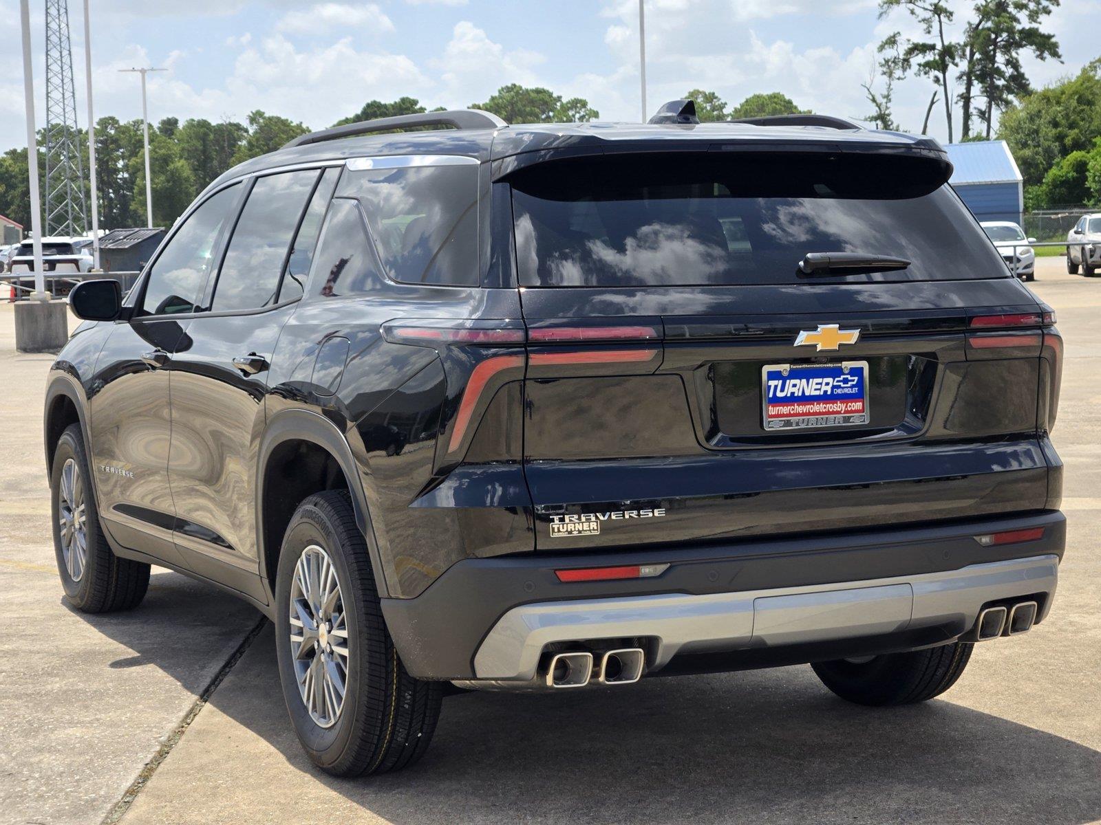 2026 Chevrolet Traverse FWD LT at Turner Chevrolet