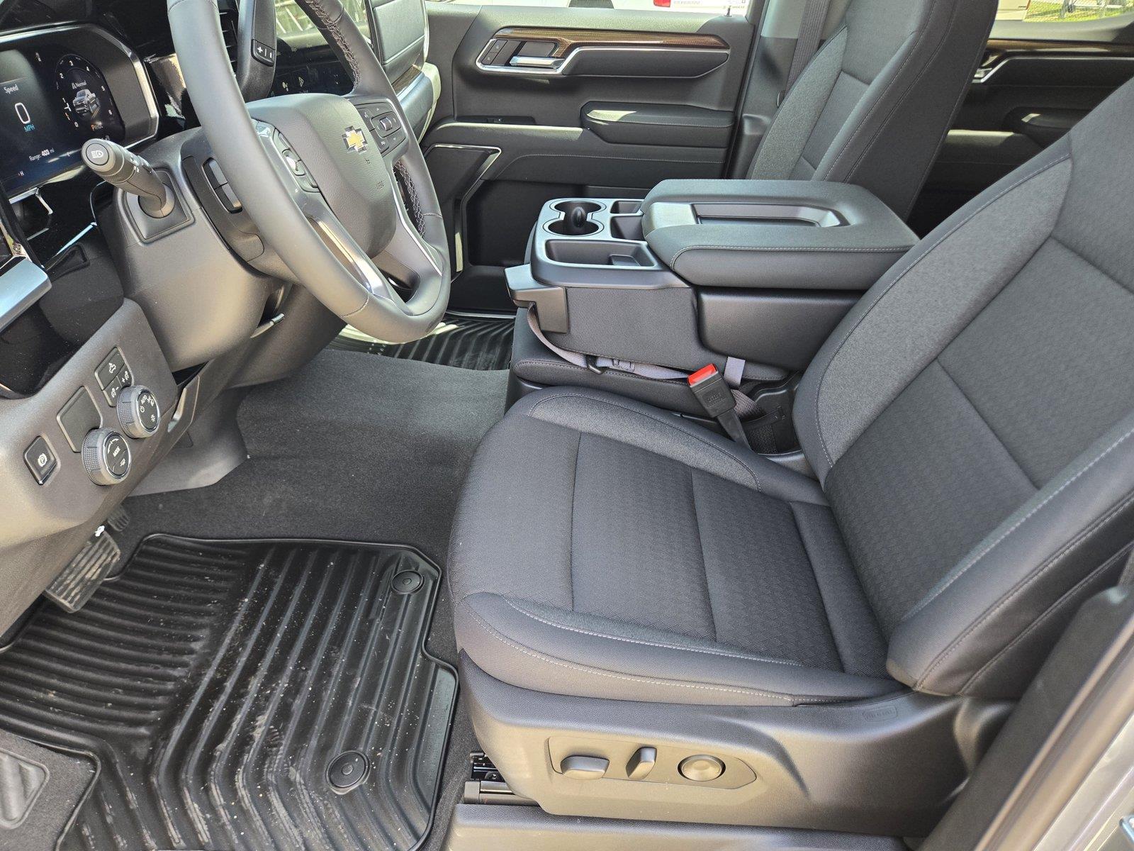 2026 Chevrolet Silverado 1500 photo 10 of 20