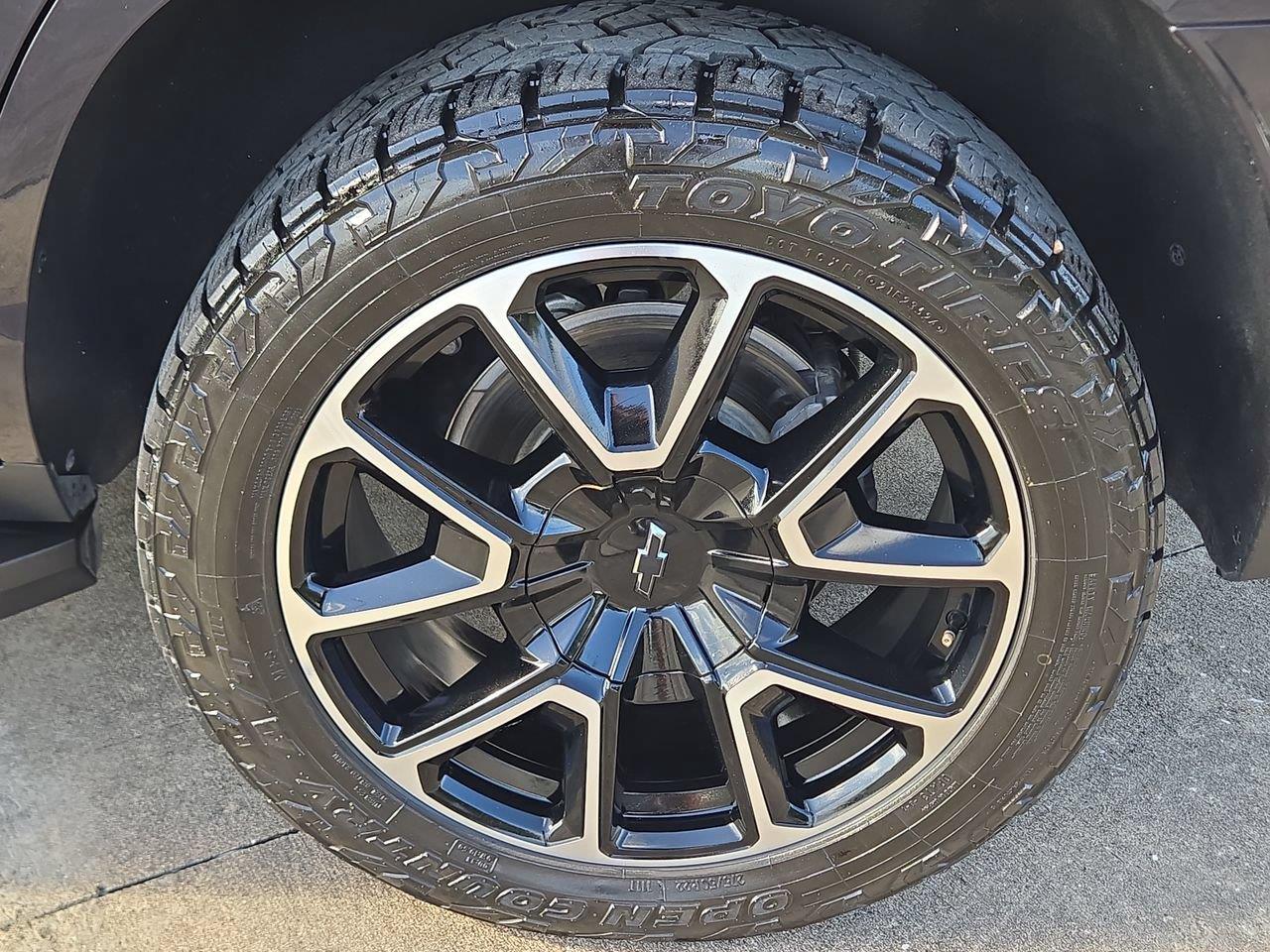 2022 Chevrolet Tahoe RST - 9