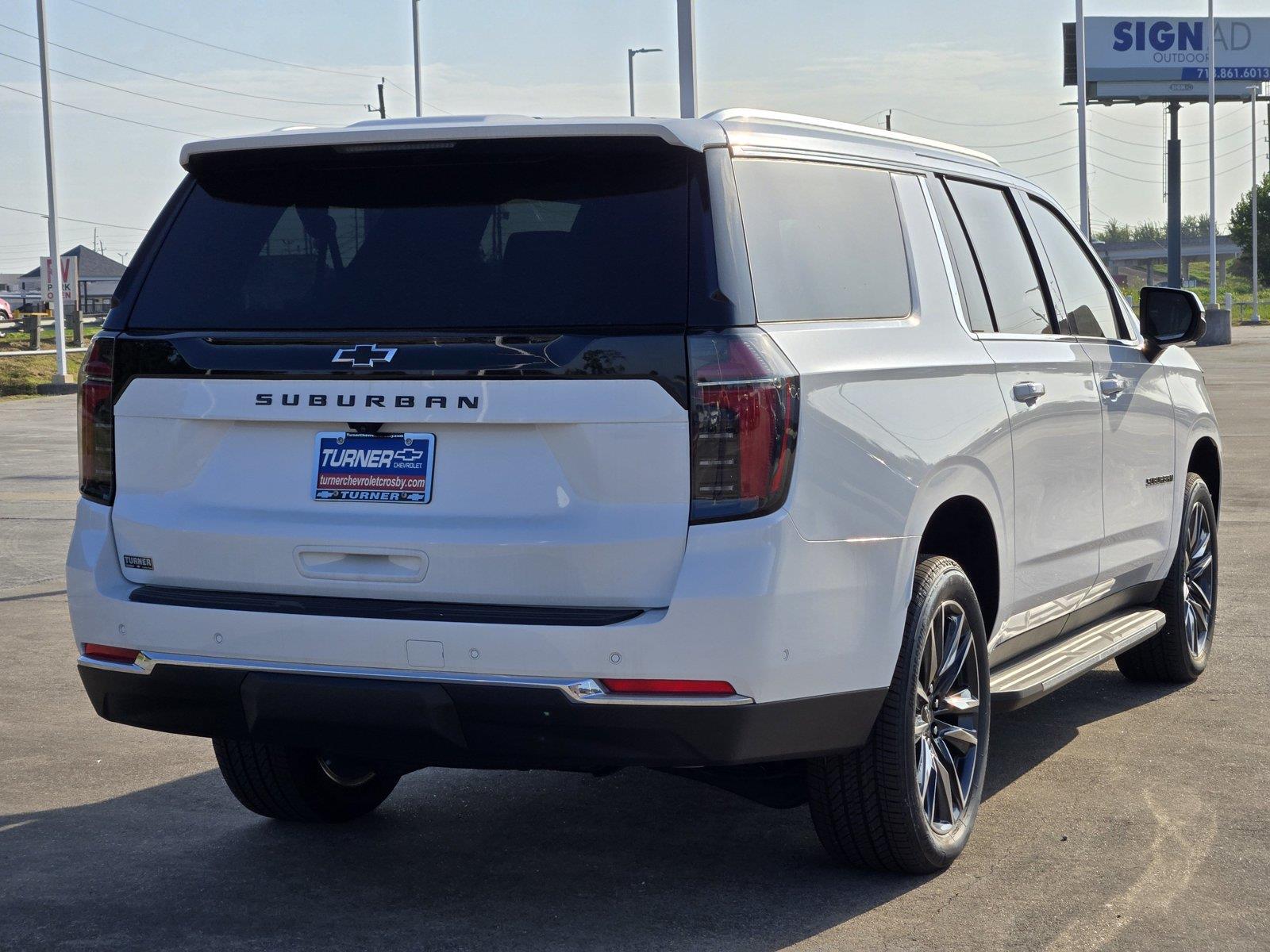 2026 Chevrolet Suburban LS - 3
