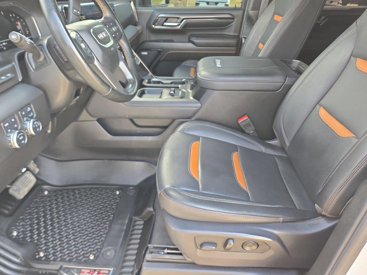 2024 GMC Sierra 2500HD AT4 at AutoNation USA Houston