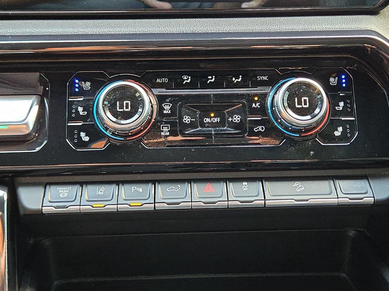 2024 GMC Sierra 2500HD AT4 at AutoNation USA Houston