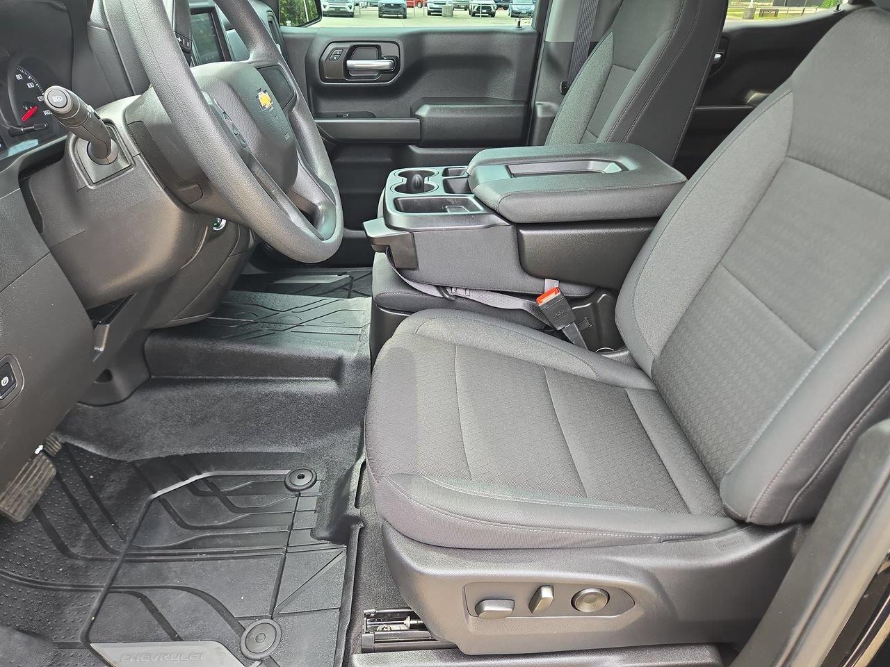 2025 Chevrolet Silverado 1500 Custom - 10