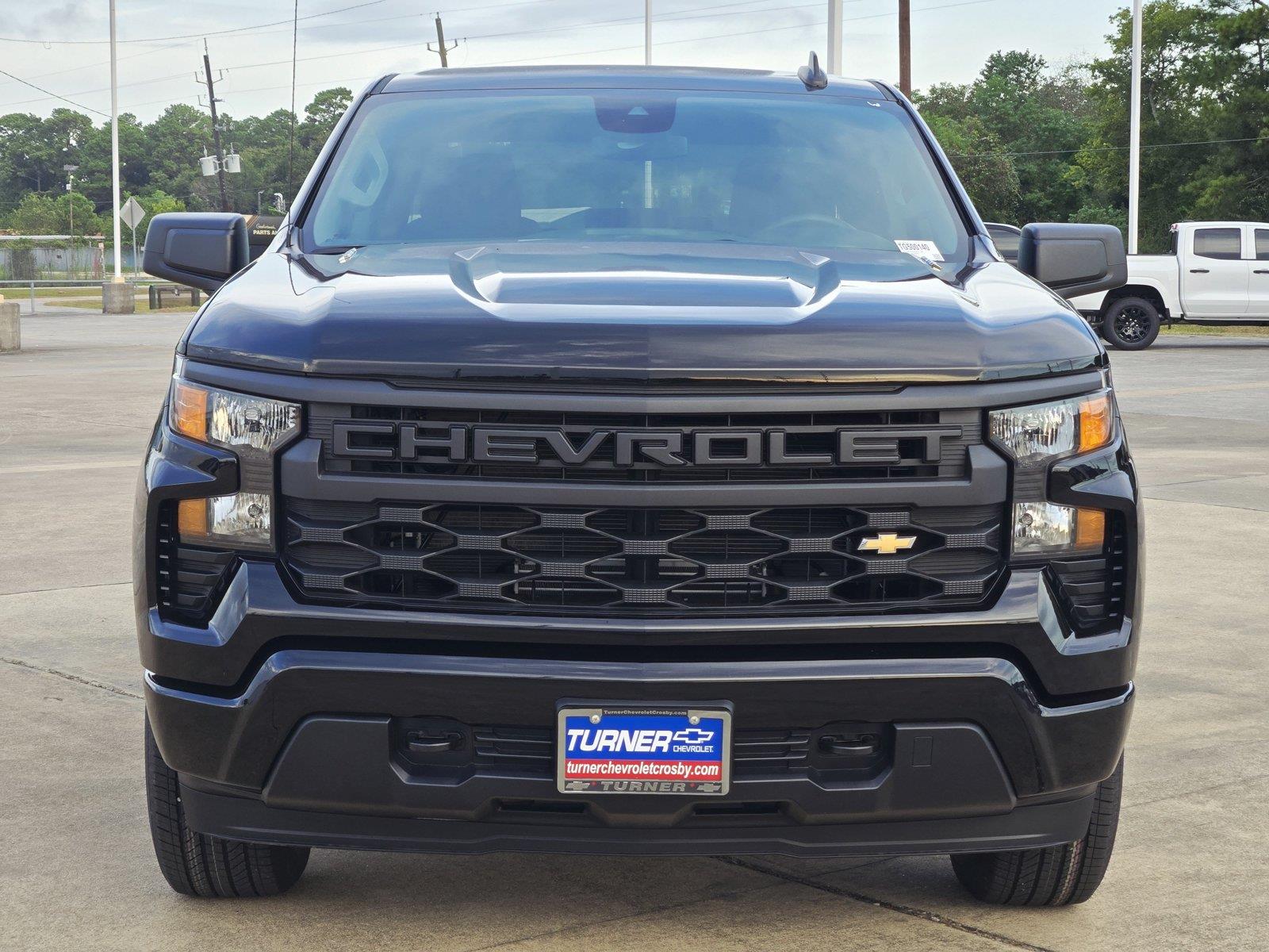 2026 Chevrolet Silverado 1500 photo 2 of 20