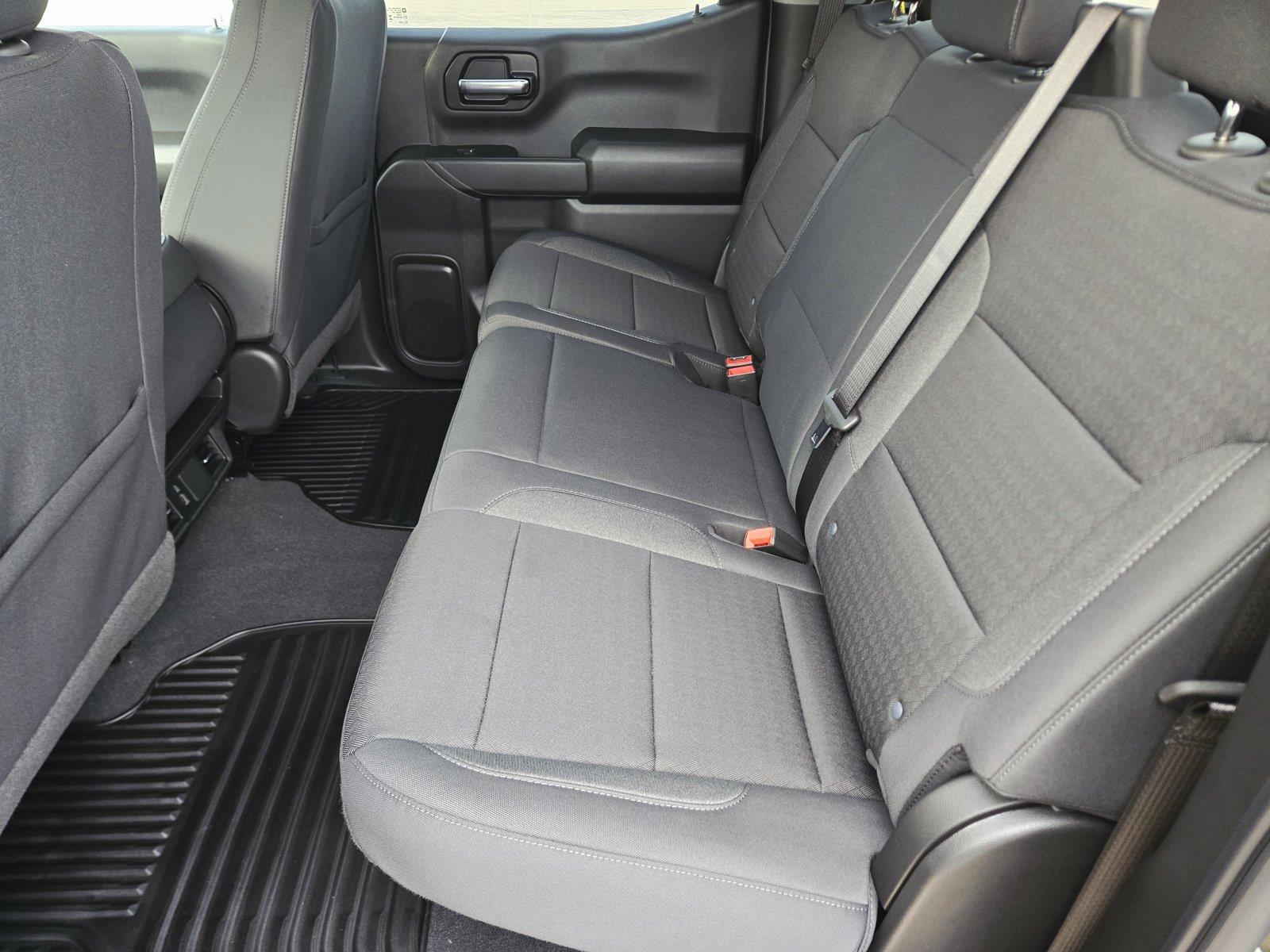2026 Chevrolet Silverado 1500 photo 12 of 20