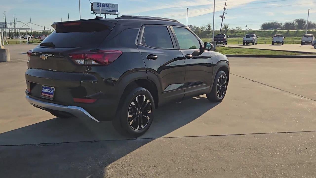2023 Chevrolet Trailblazer photo 8 of 24