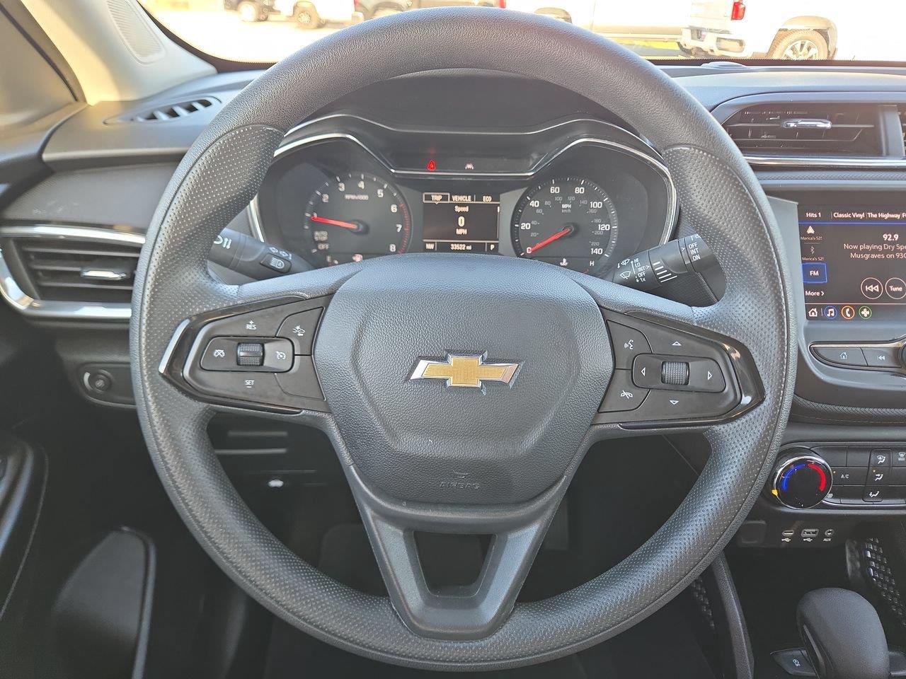 2023 Chevrolet Trailblazer photo 14 of 24