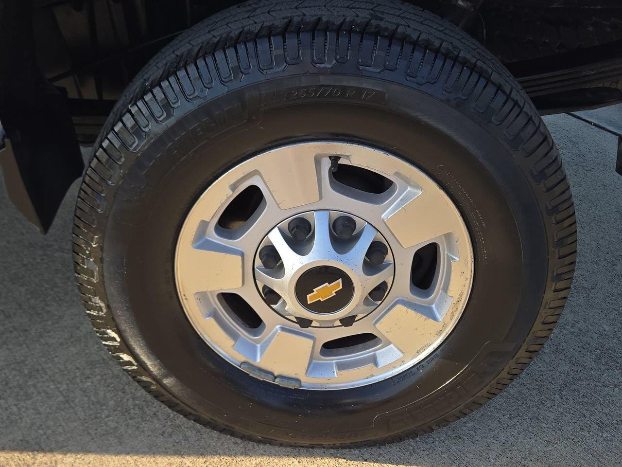 2015 Chevrolet Silverado 2500HD Built After Aug 14 photo 10 of 22