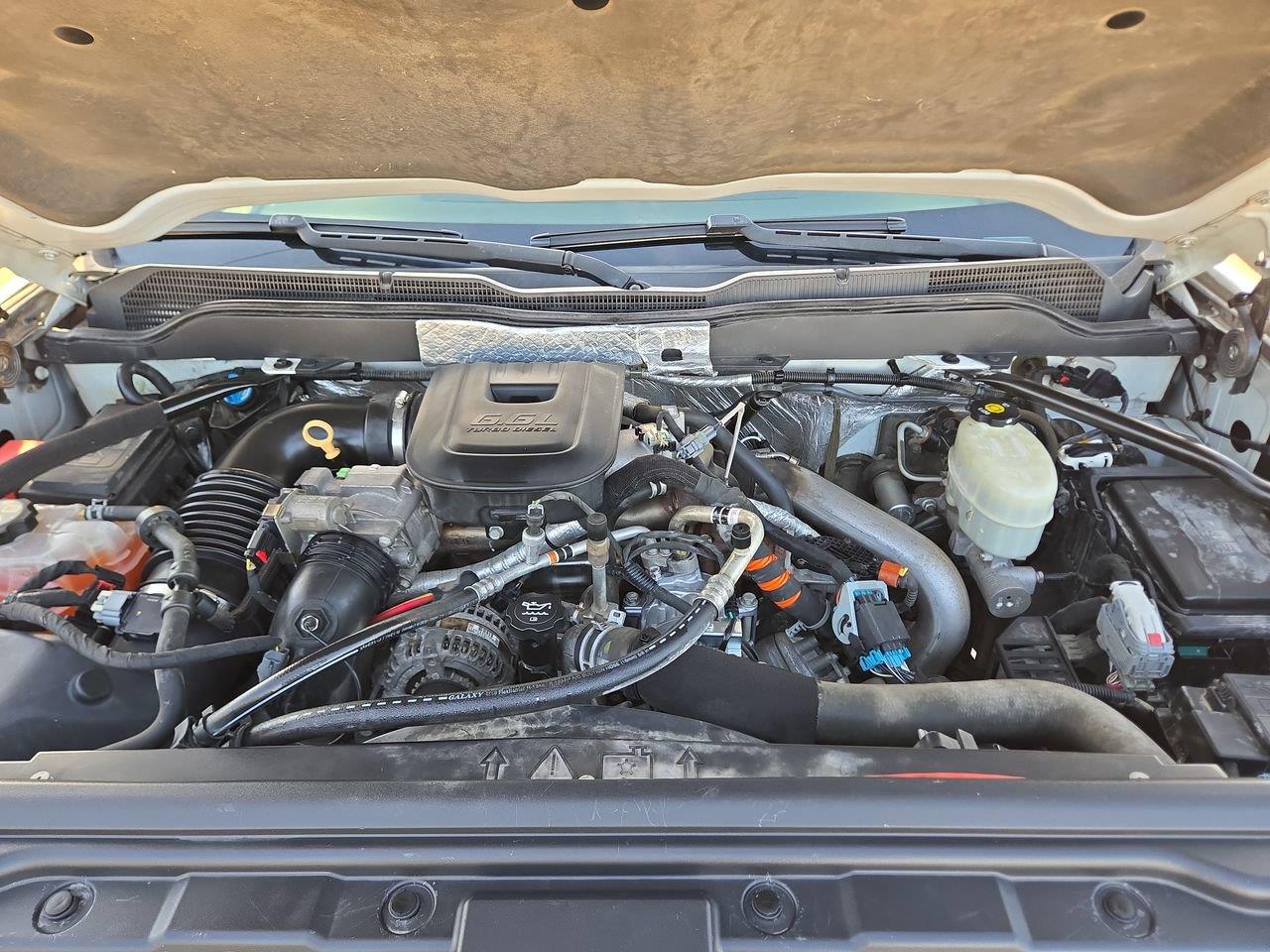2015 Chevrolet Silverado 2500HD Built After Aug 14 photo 22 of 22
