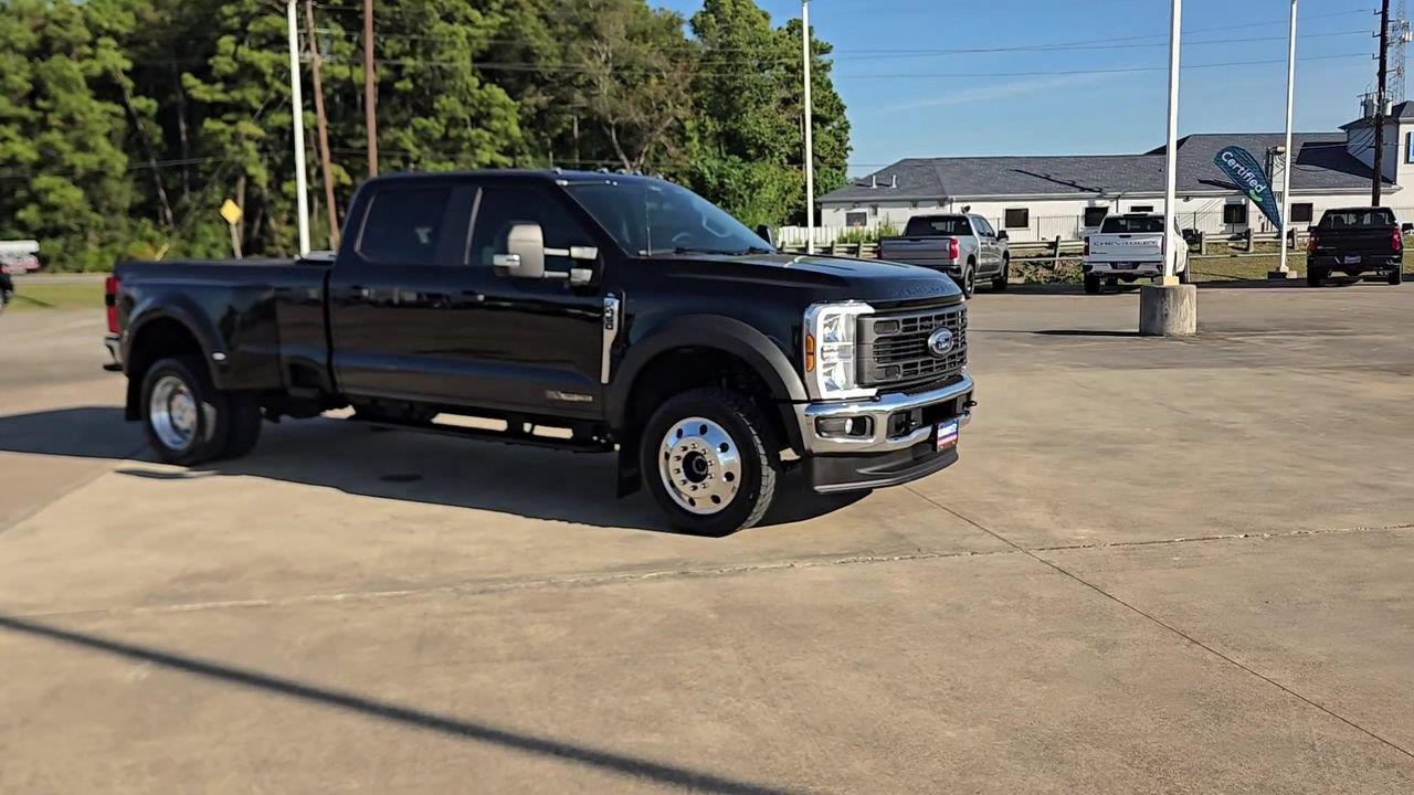 2025 ford Super Duty F-450 DRW photo 2 of 22