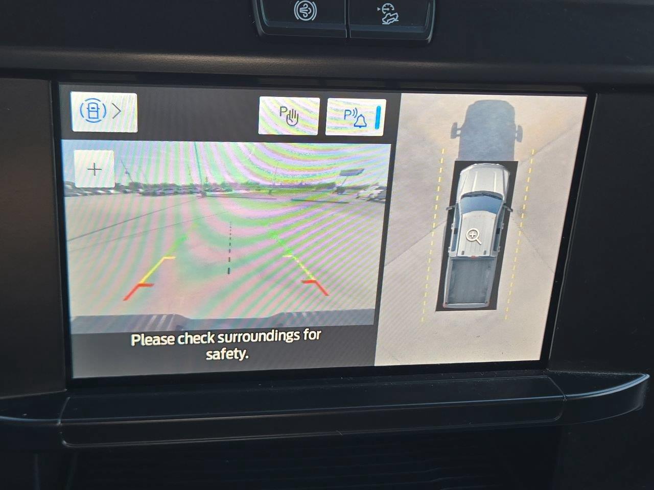 2025 ford Super Duty F-450 DRW photo 16 of 22