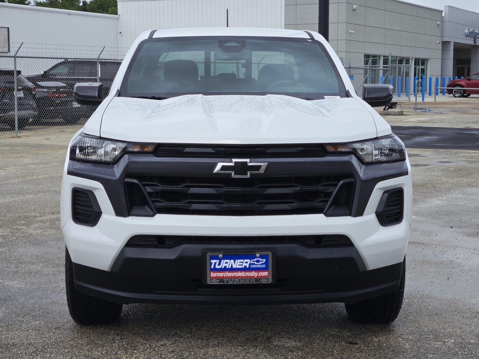2026 Chevrolet Colorado photo 2 of 20