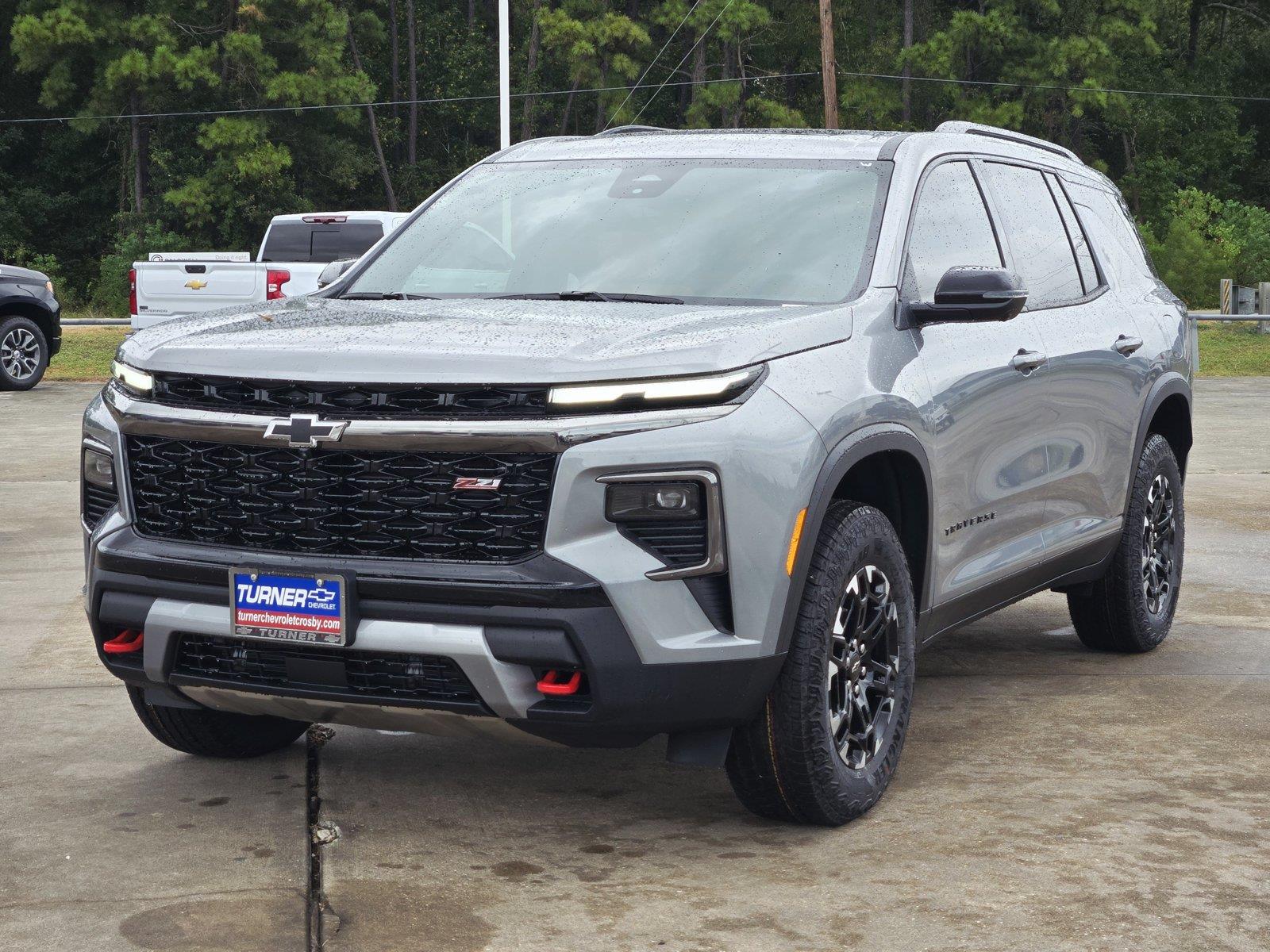 2027 Chevrolet Traverse photo 3 of 21
