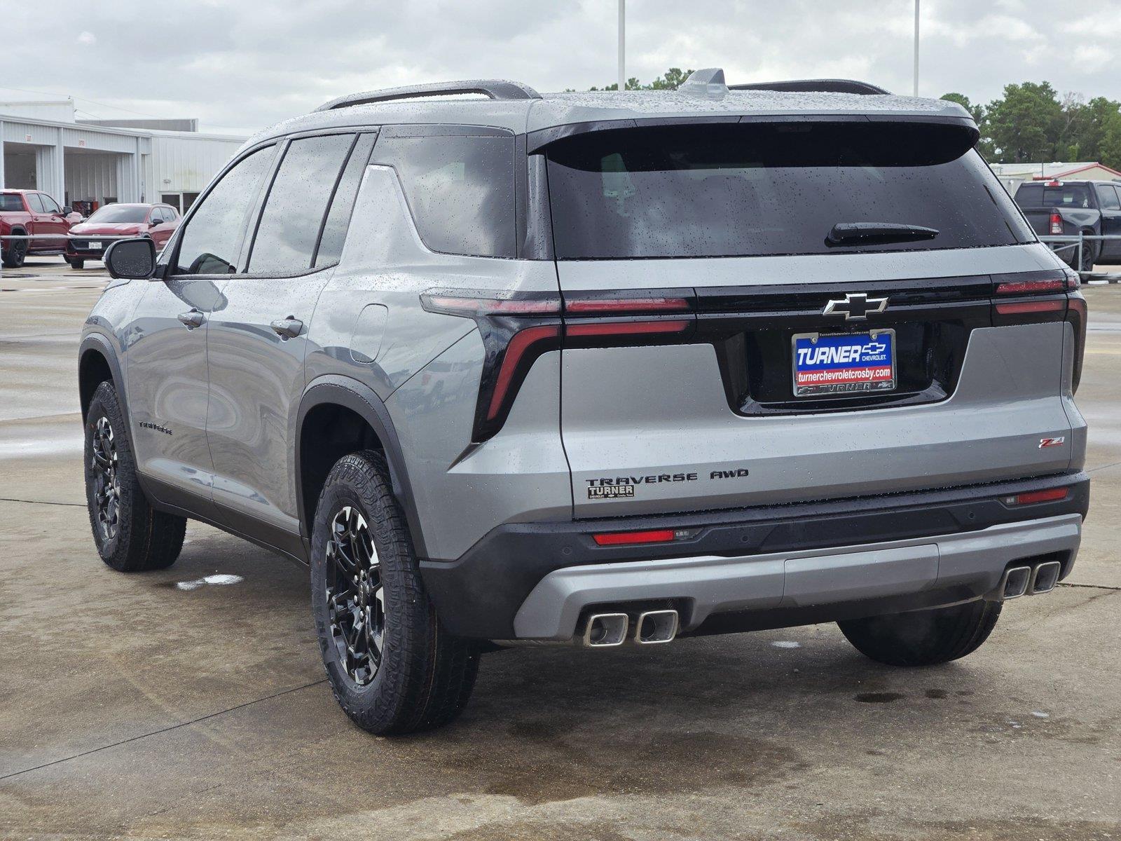 2027 Chevrolet Traverse photo 6 of 21