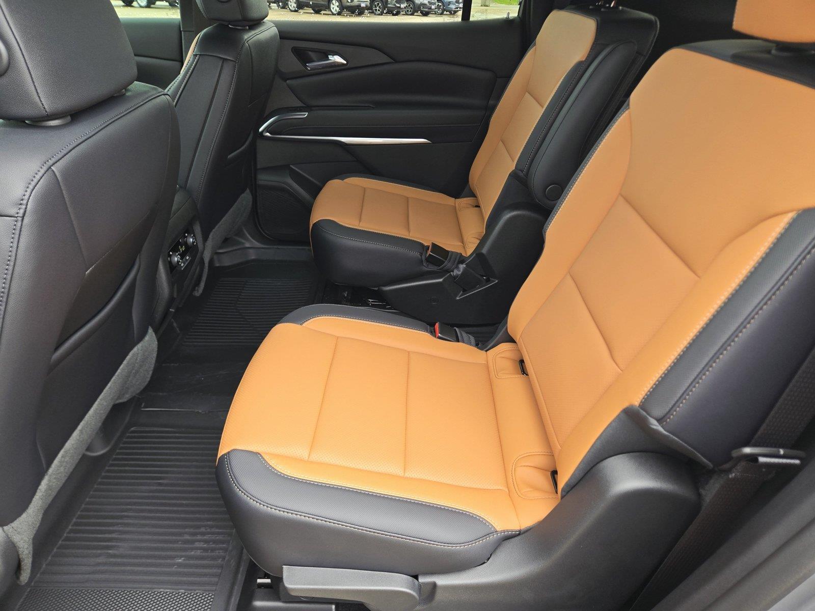 2027 Chevrolet Traverse photo 12 of 21