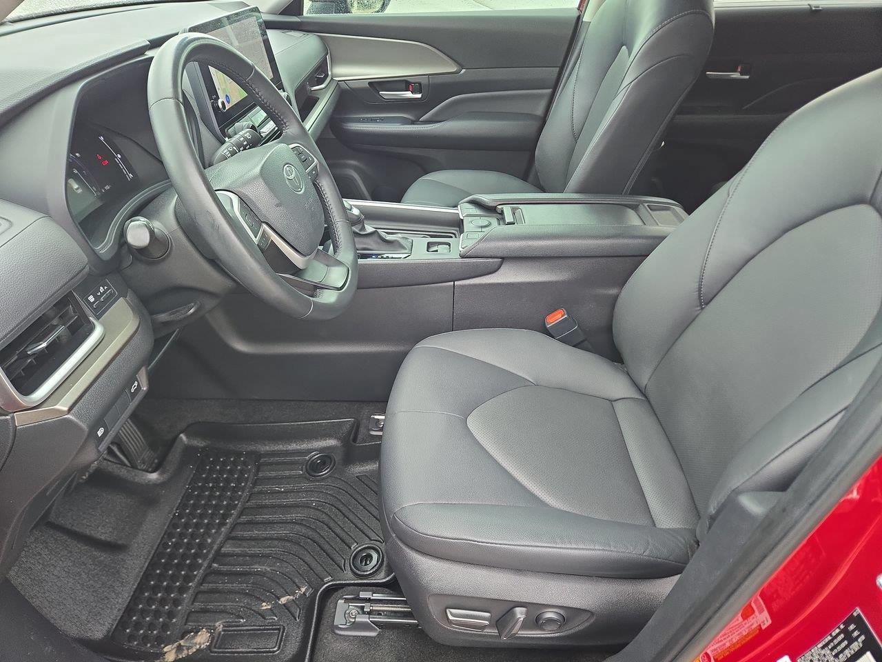 2024 Toyota Grand Highlander photo 11 of 26