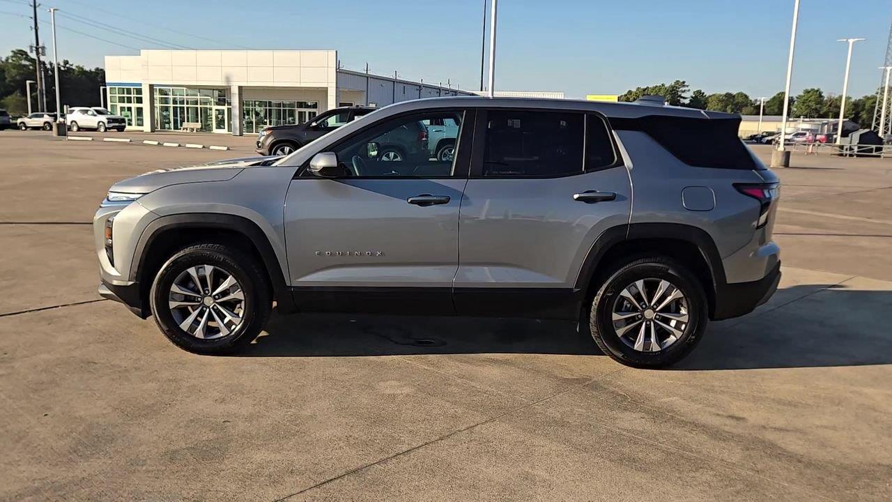 2026 Chevrolet Equinox photo 5 of 24