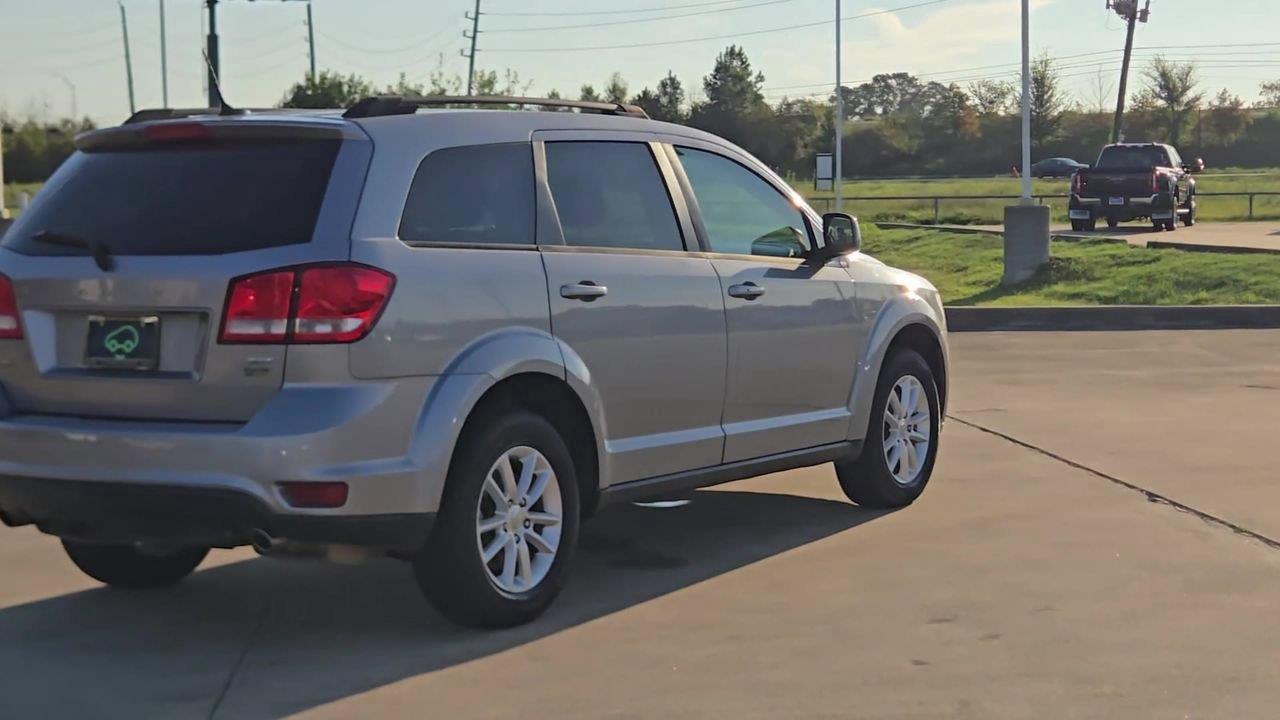 2017 Dodge Journey photo 8 of 24