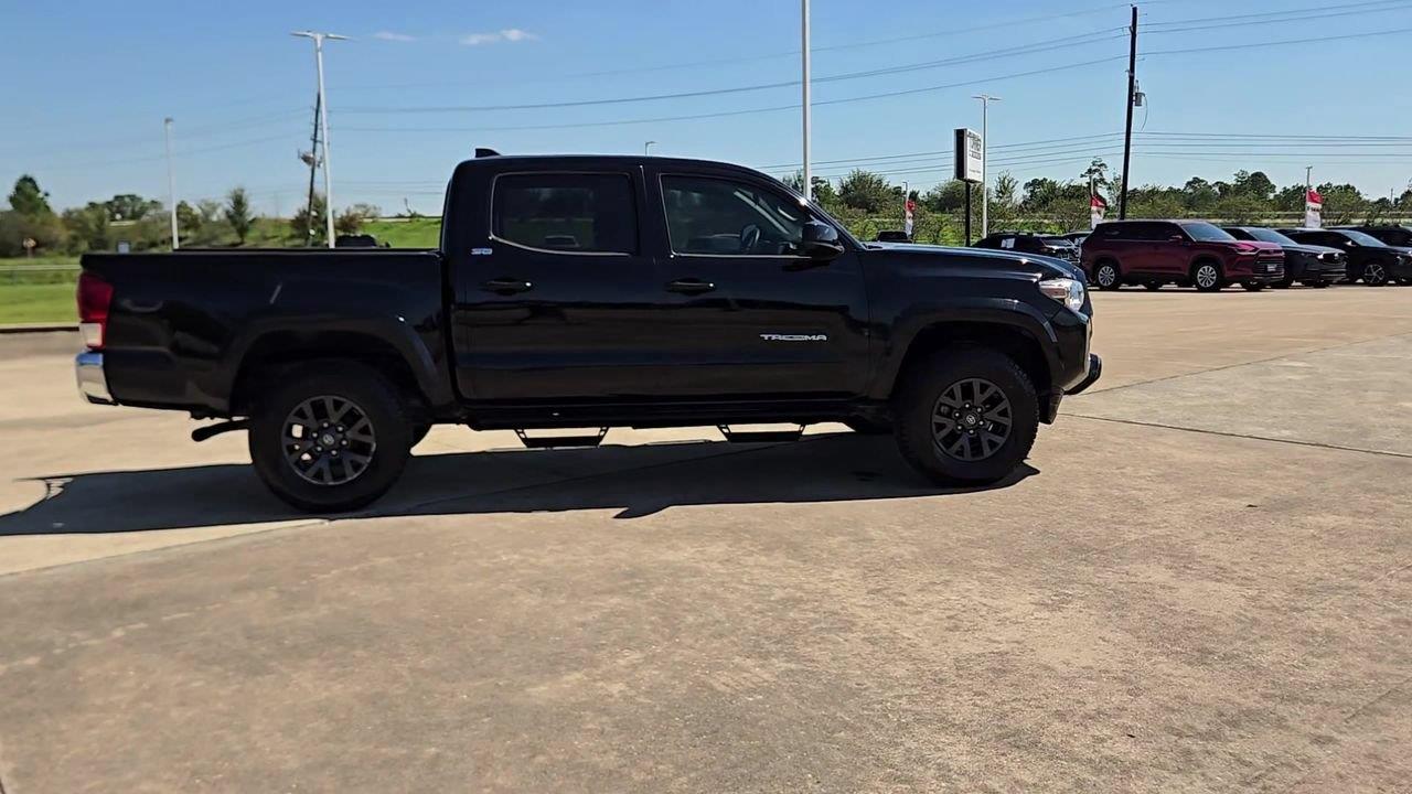 2020 Toyota Tacoma photo 9 of 22