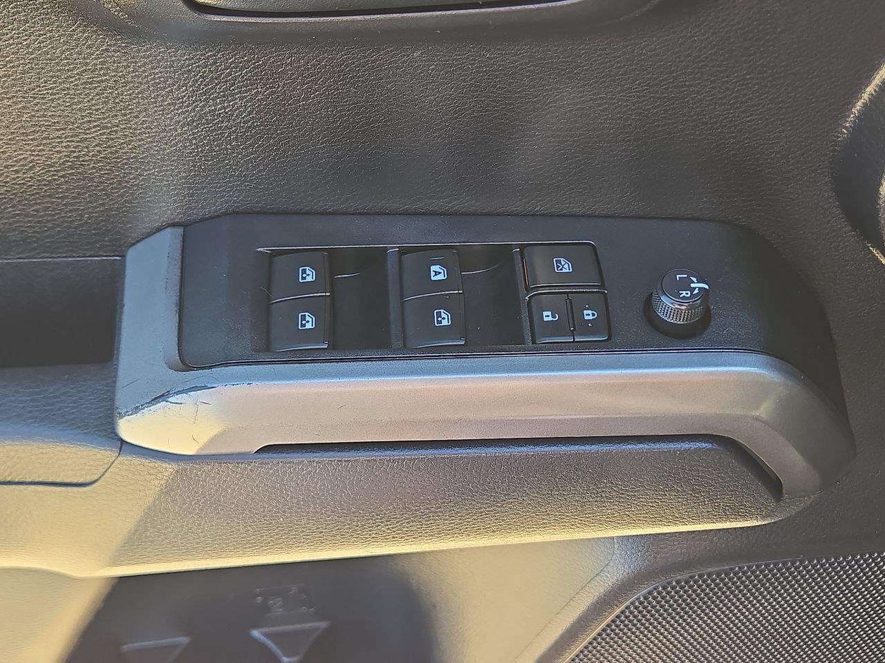 2020 Toyota Tacoma photo 12 of 22