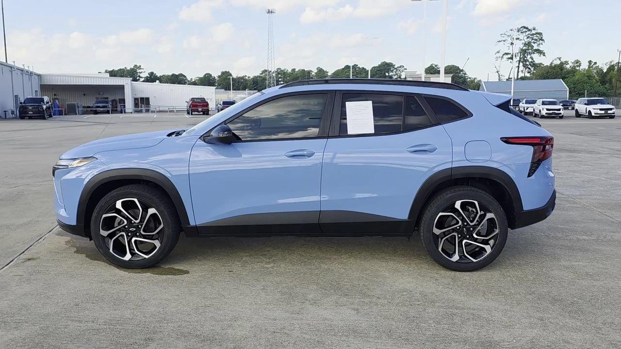 2024 Chevrolet Trax photo 5 of 24