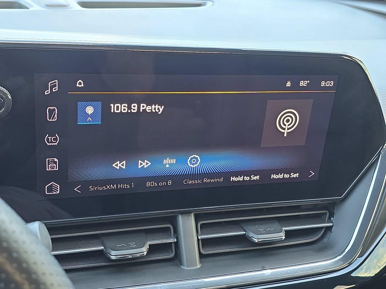 2024 Chevrolet Trax photo 16 of 24