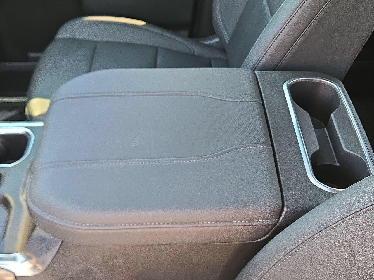 2025 Chevrolet Silverado 1500 photo 21 of 26