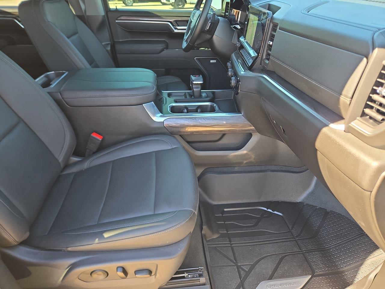 2025 Chevrolet Silverado 1500 photo 25 of 26