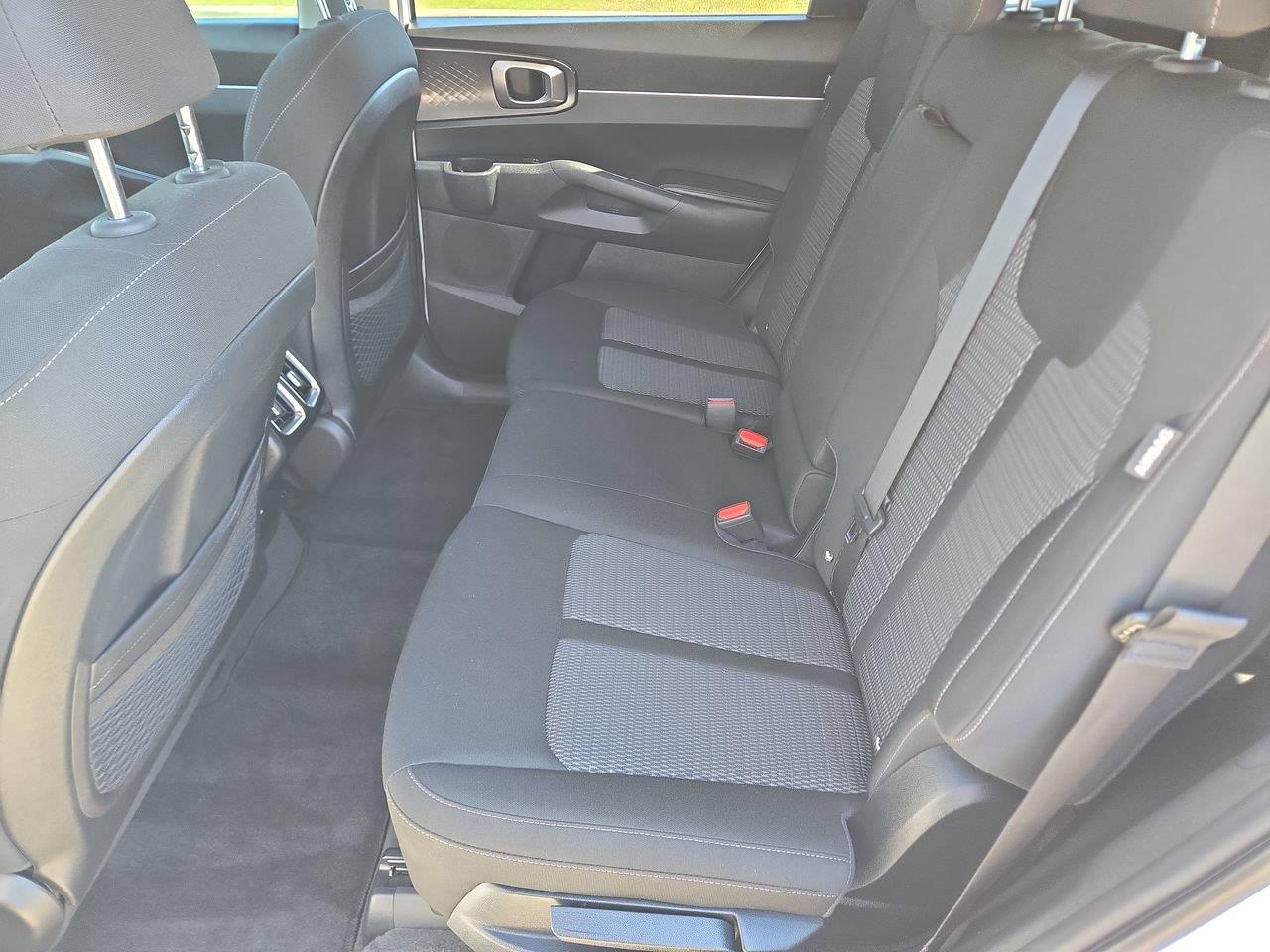 2024 Kia Sorento photo 20 of 24