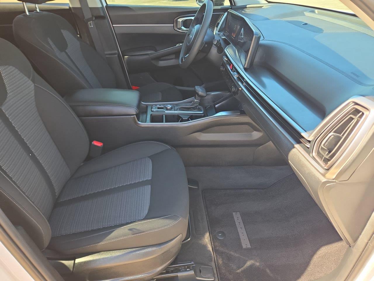 2024 Kia Sorento photo 23 of 24