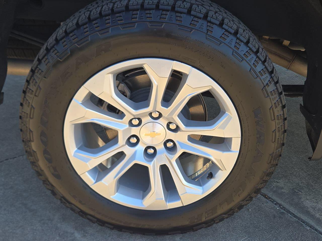 2025 Chevrolet Silverado 1500 photo 10 of 26