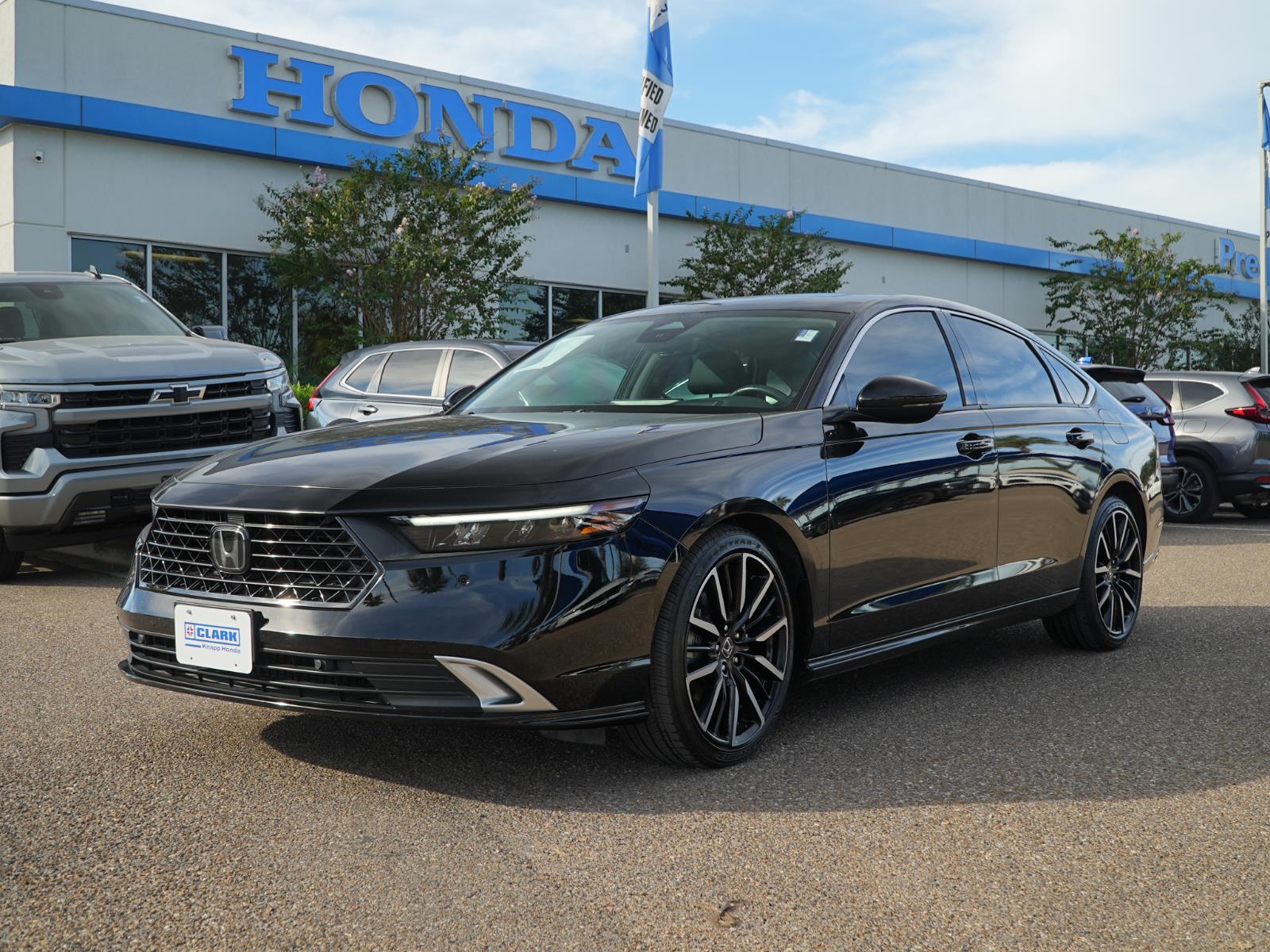 2024 Honda Accord Hybrid Touring FWD