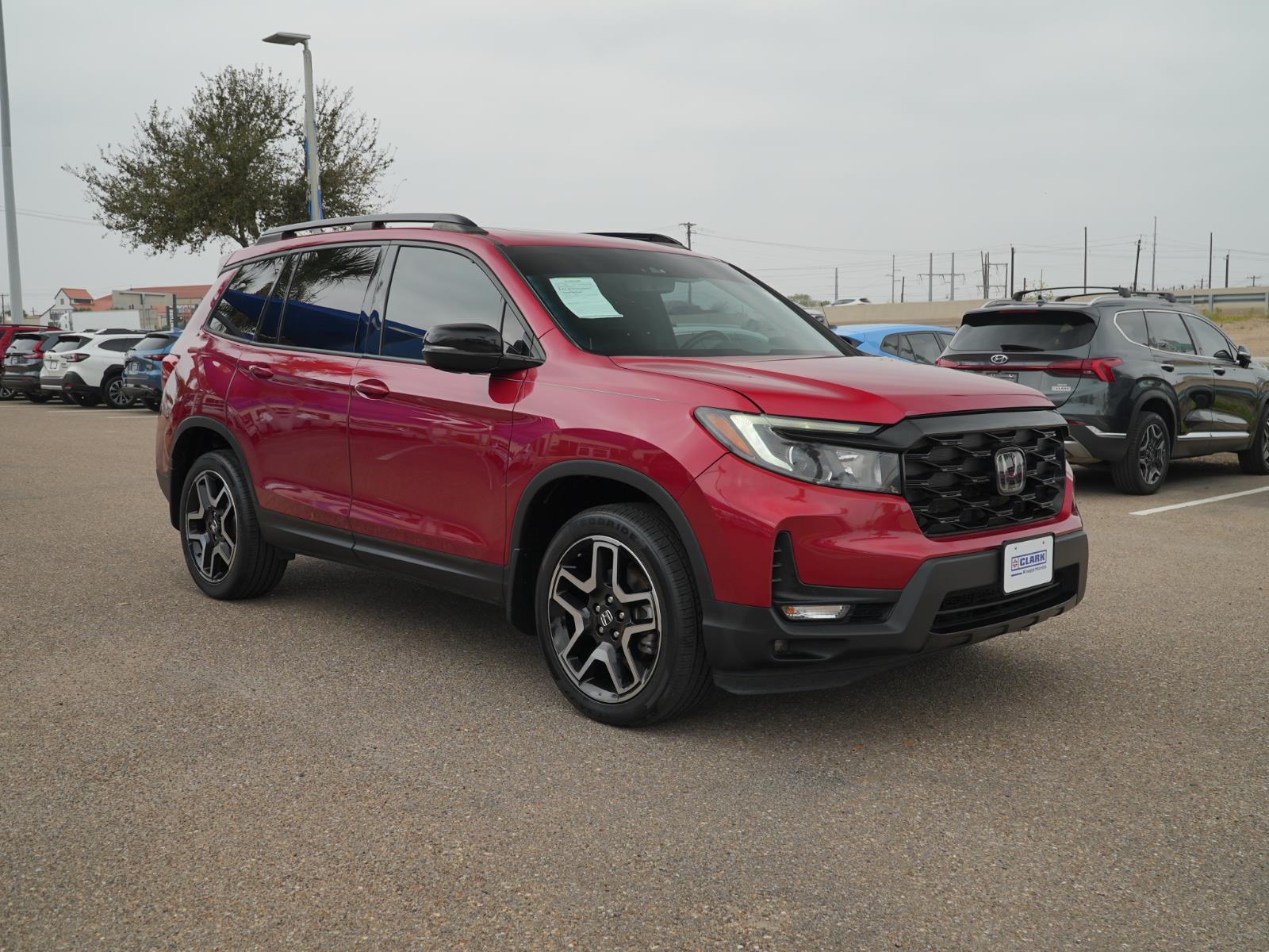 View vehicle photo 3