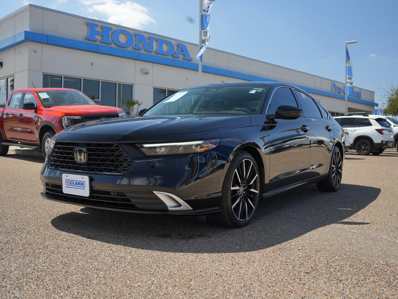 Crystal Black Pearl 2023 Honda Accord Hybrid Touring FWD Sedan Front-Wheel Drive 1-Speed Dual Clutch