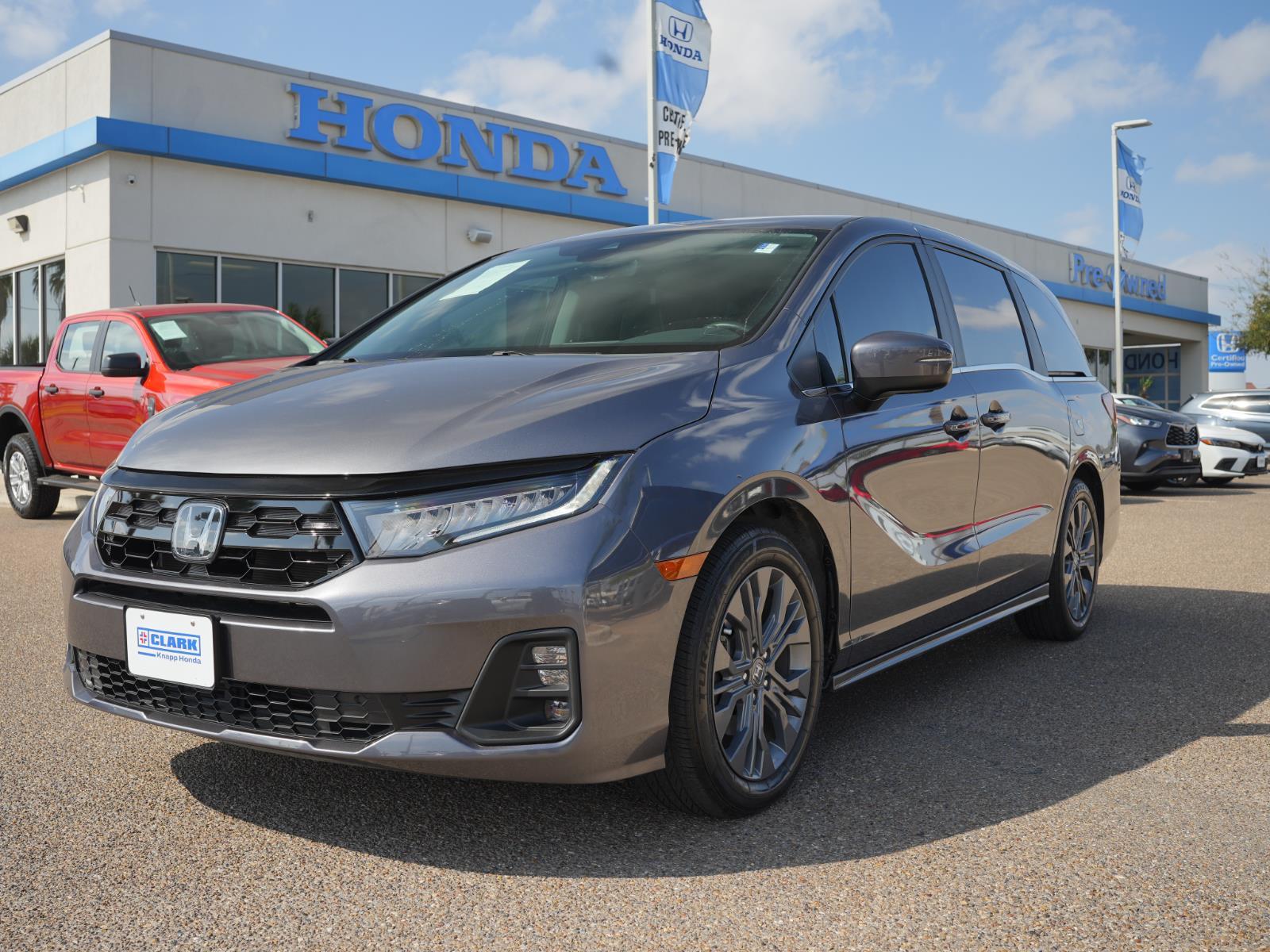 2025 Honda Odyssey Touring FWD