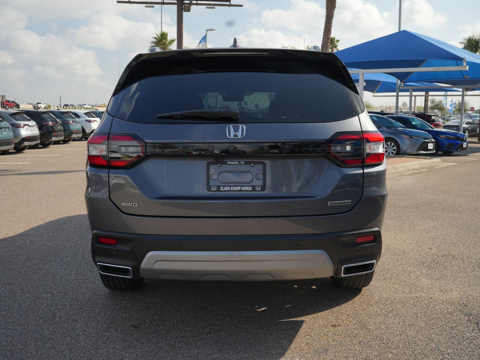 View vehicle photo 6