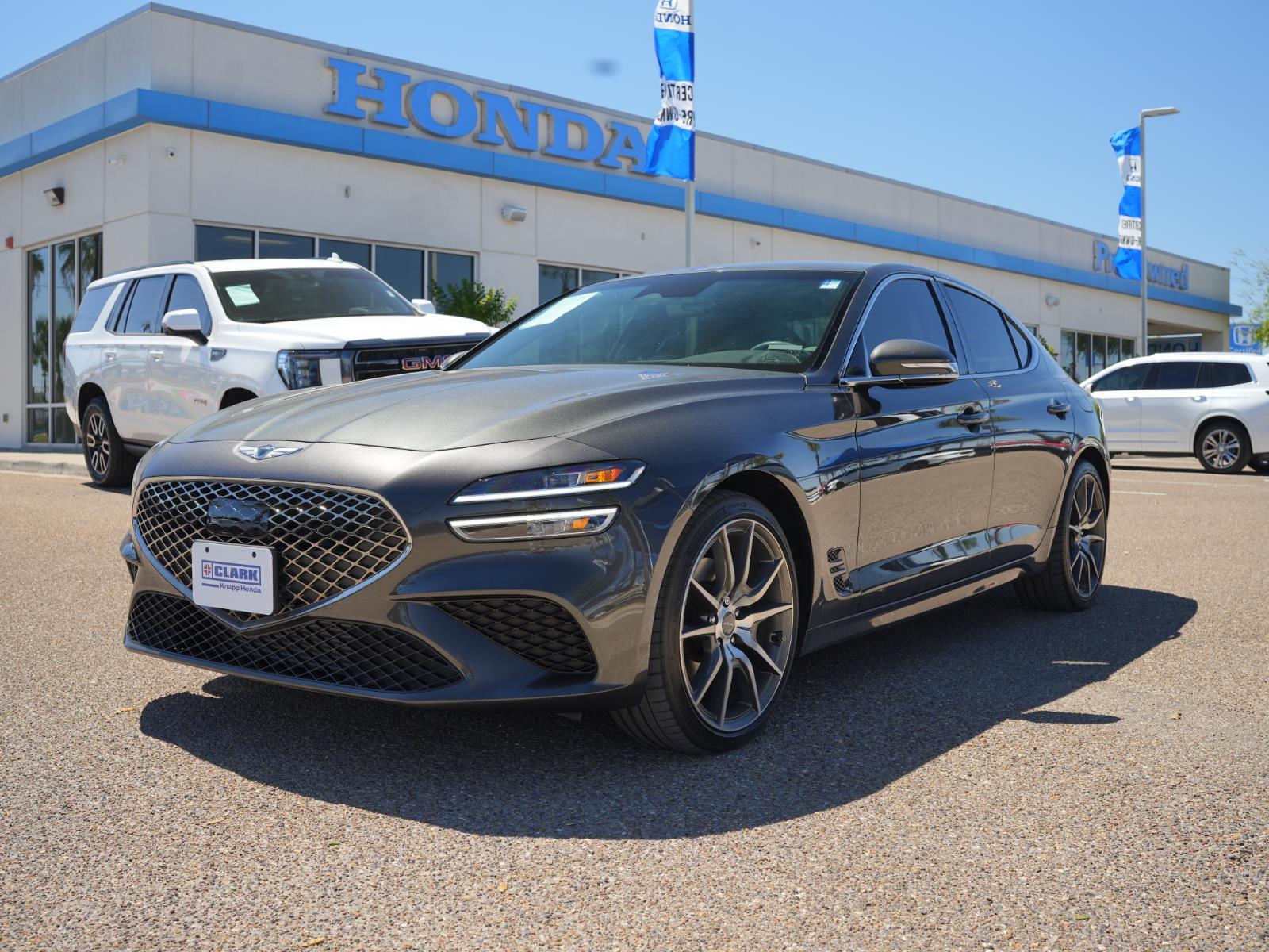 2023 Genesis G70 2.0T RWD