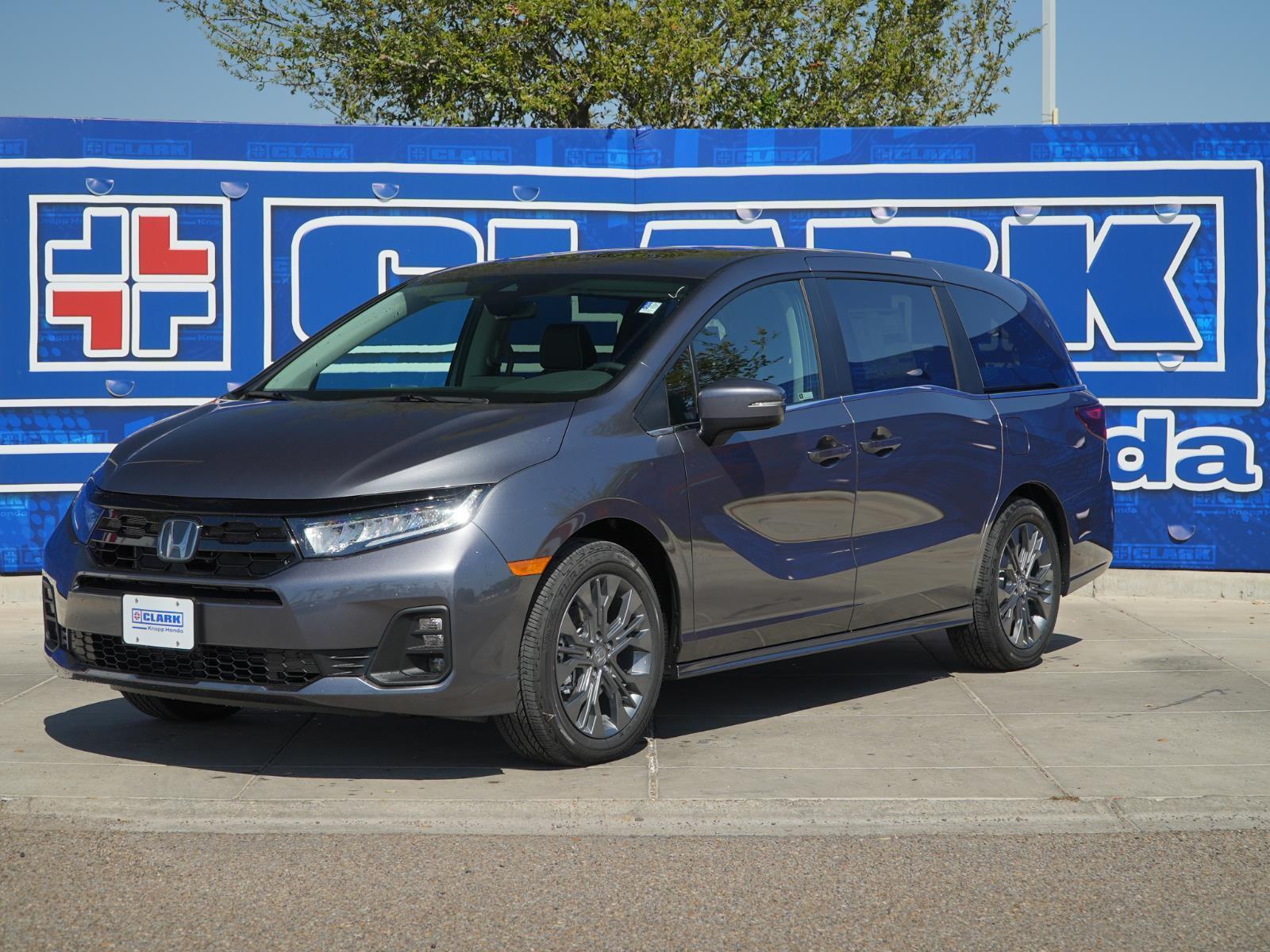 2026 Honda Odyssey Touring FWD