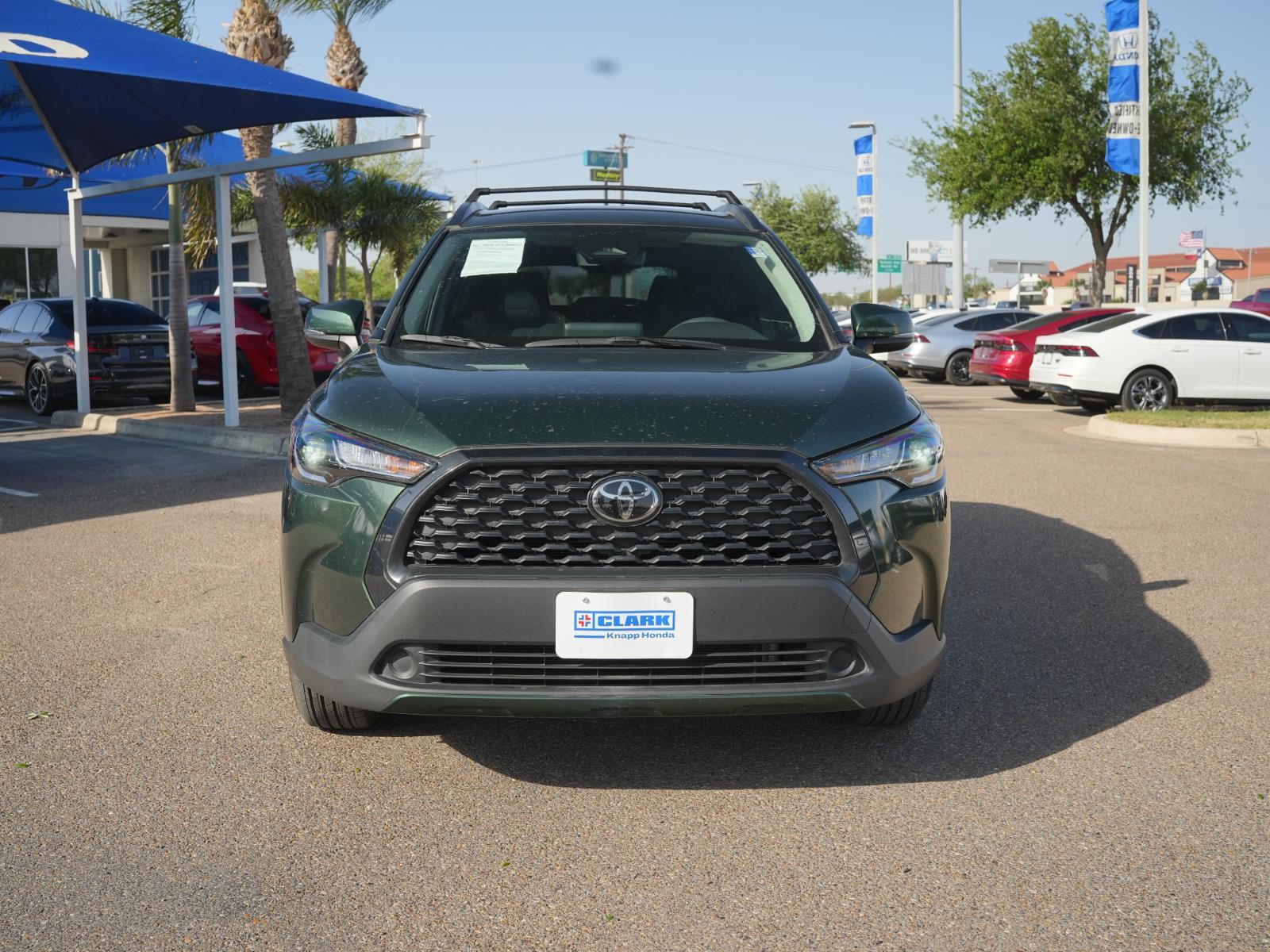 View vehicle photo 2