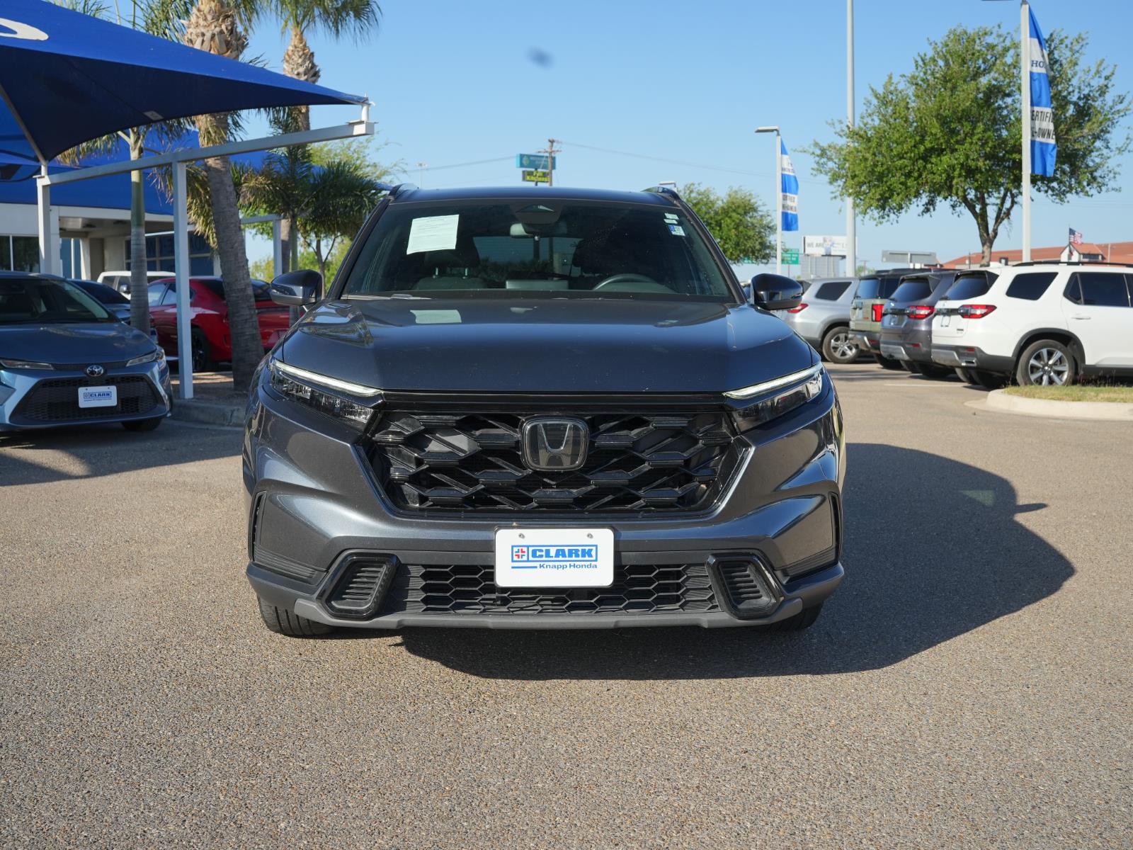 View vehicle photo 2