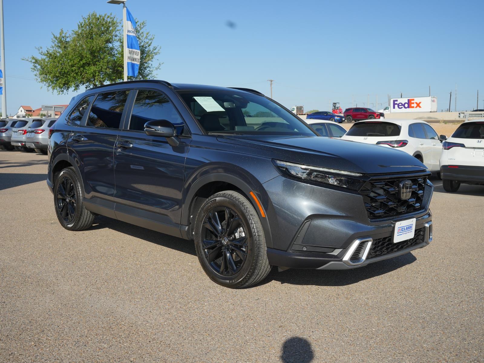 View vehicle photo 3