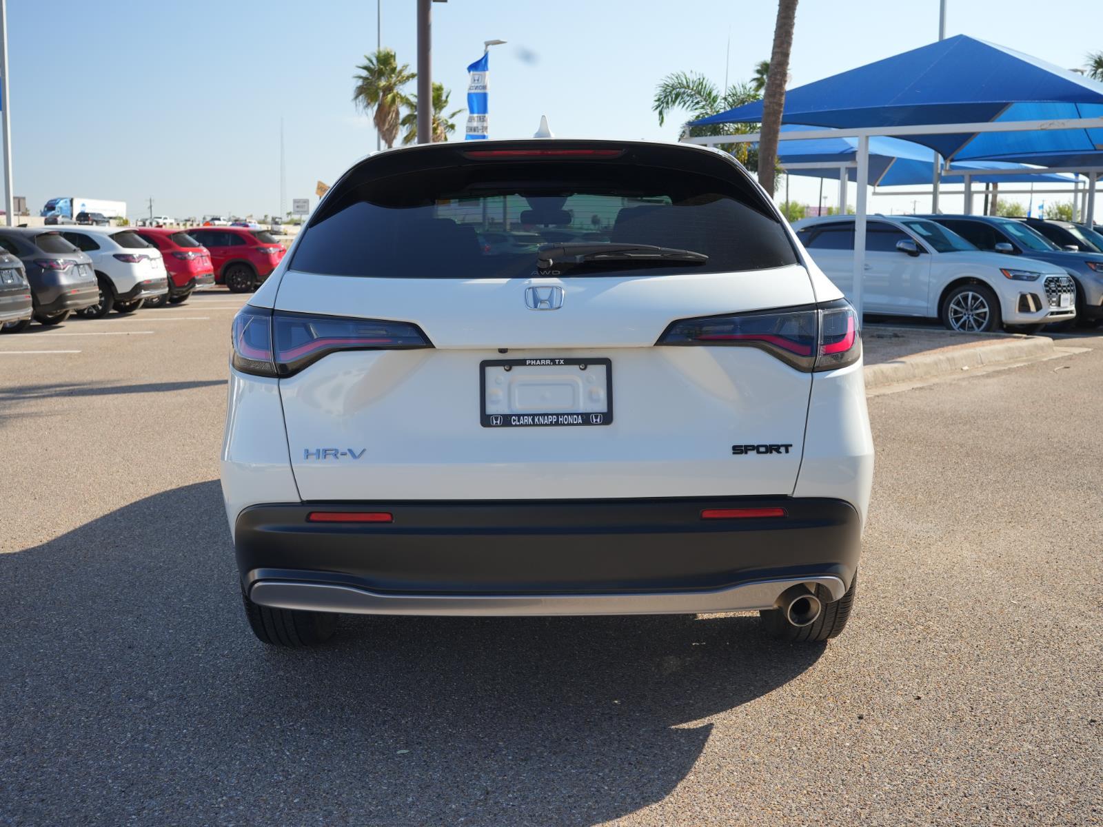 View vehicle photo 6