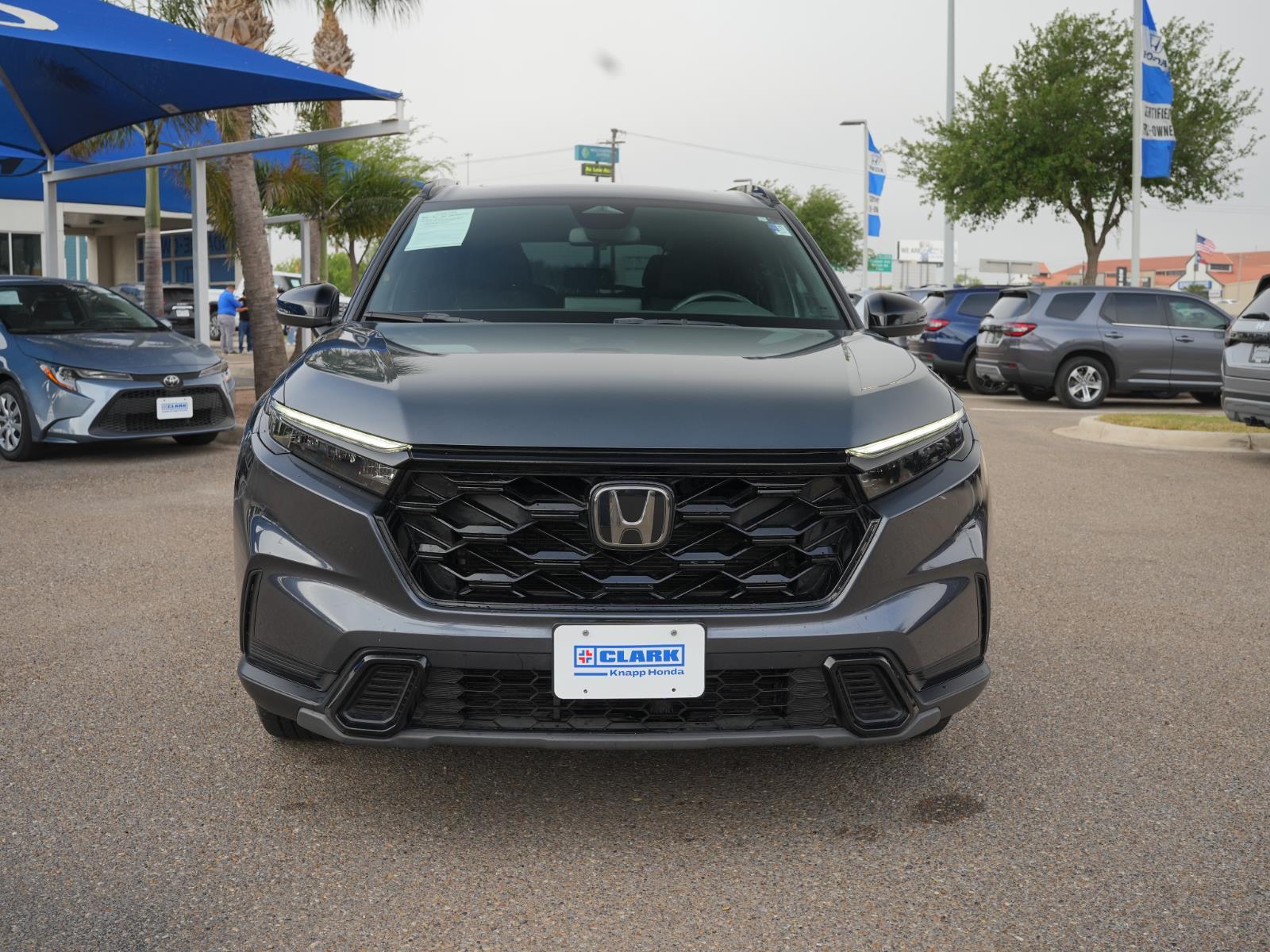 View vehicle photo 2