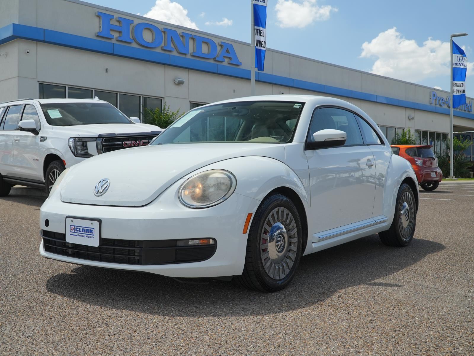 2015 Volkswagen Beetle 1.8T Hatchback Front-Wheel Drive Automatic