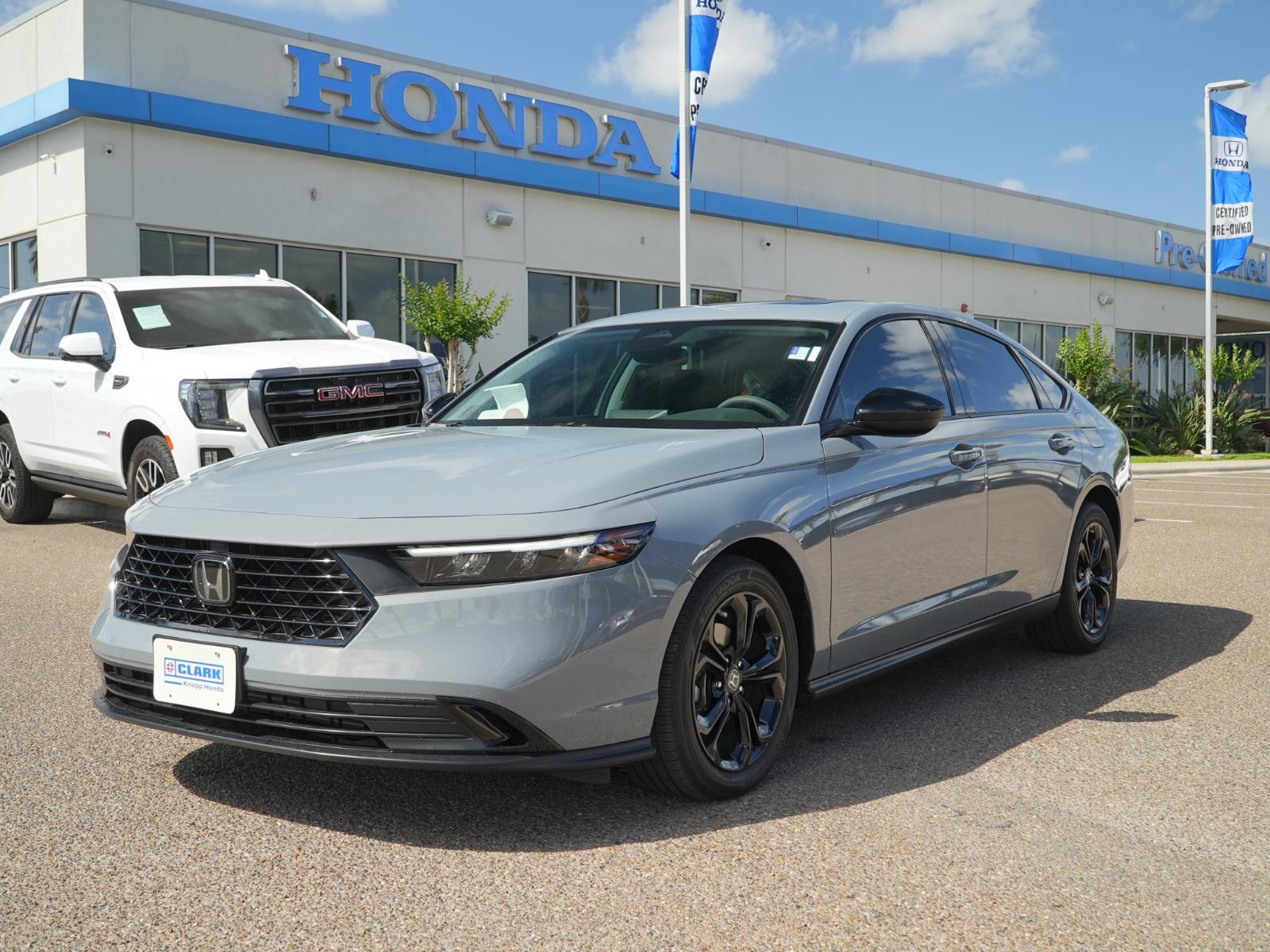 Urban Gray Pearl 2025 Honda Accord SE FWD Sedan Front-Wheel Drive Continuously Variable Transmission