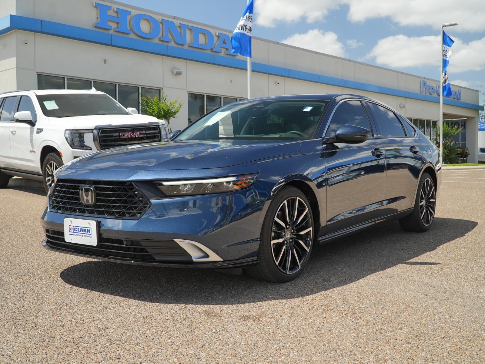 Canyon River Blue Metallic 2025 Honda Accord Hybrid Touring FWD Sedan Front-Wheel Drive 1-Speed Dual Clutch