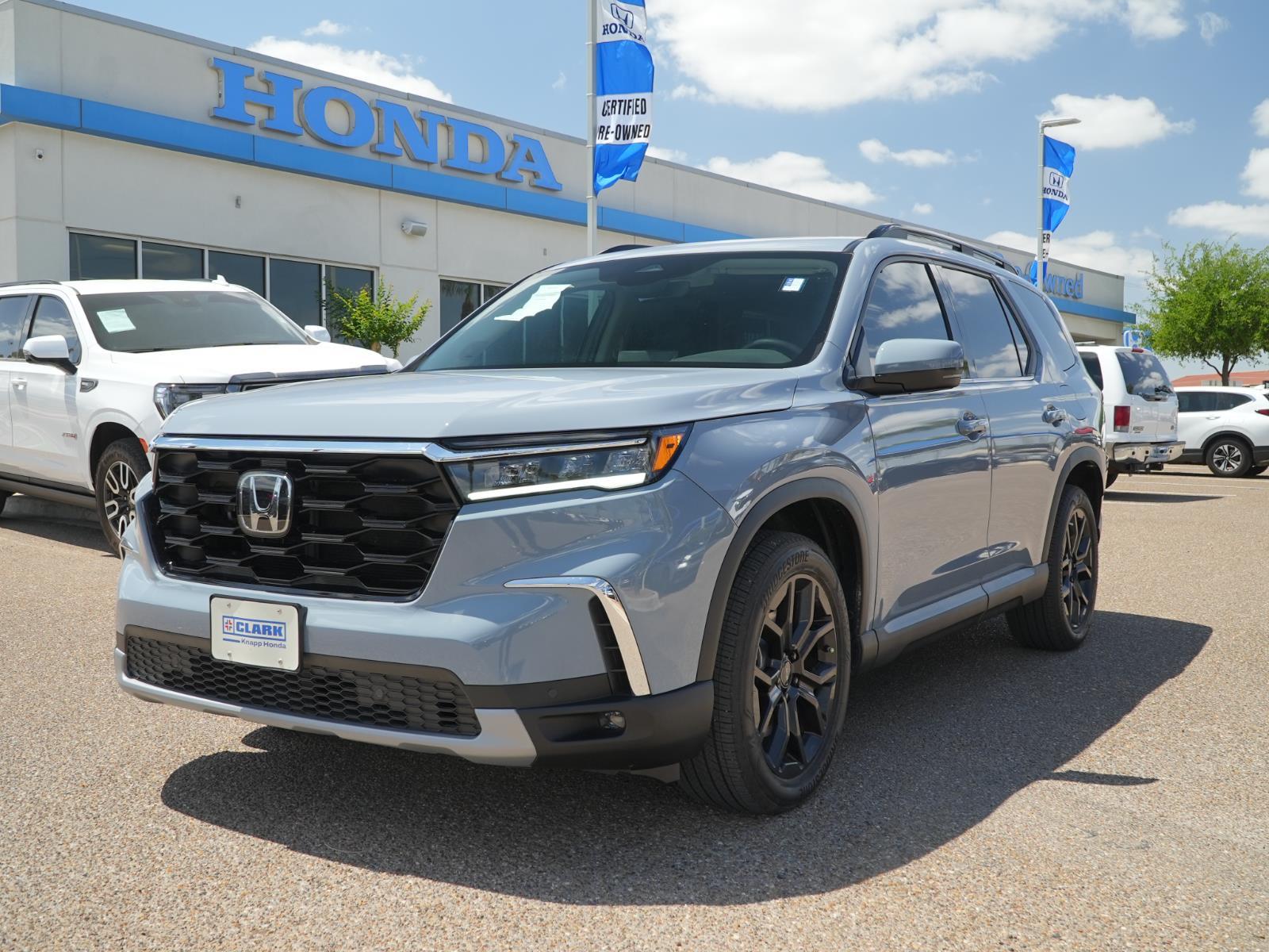 Sonic Gray Pearl 2025 Honda Pilot Touring+ AWD SUV / Crossover All-Wheel Drive Automatic